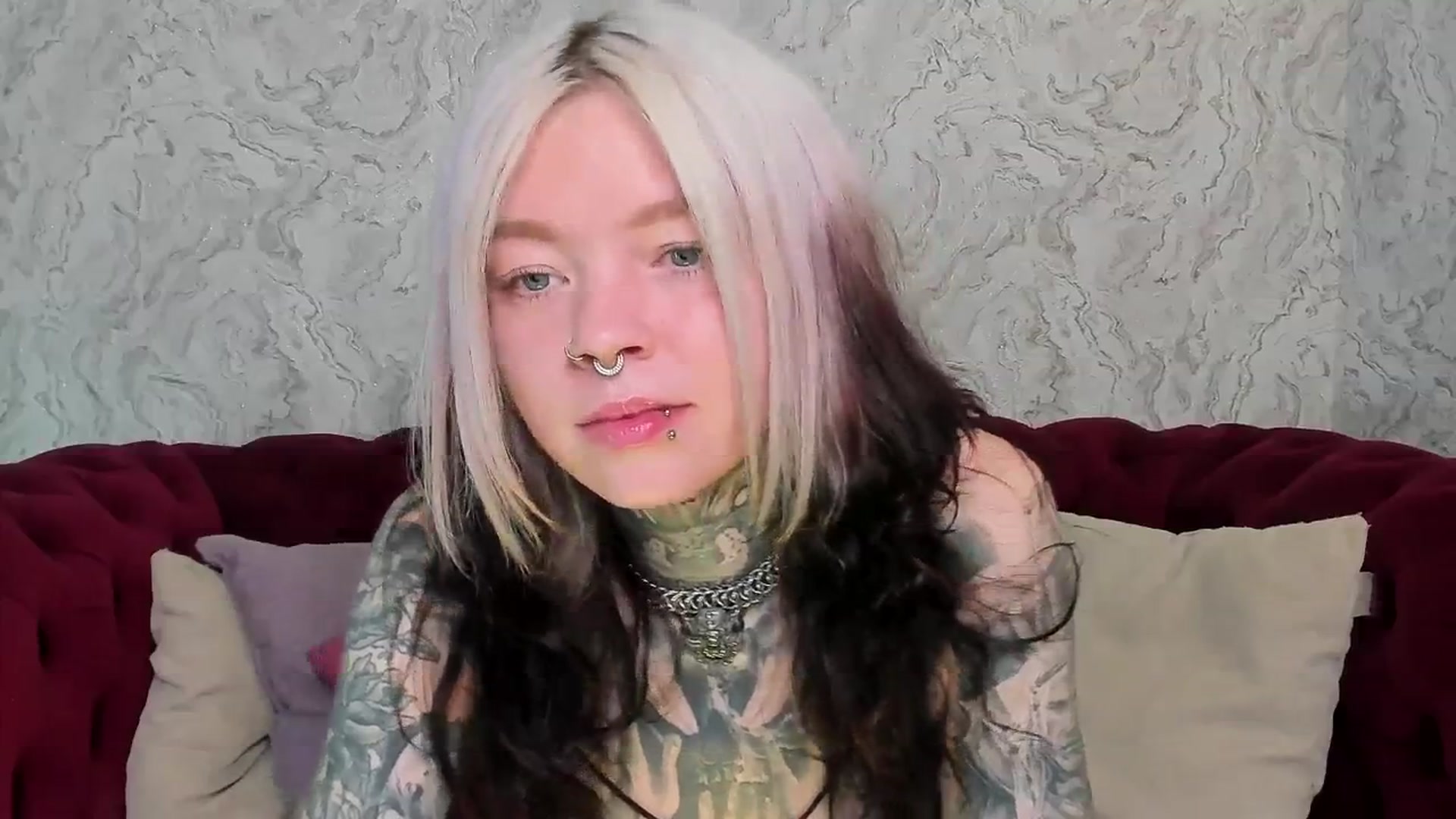 Gallery image thumbnail from LiluKayden's myfreecams stream on, 05/08/2025, 17:08 image 18 of 20