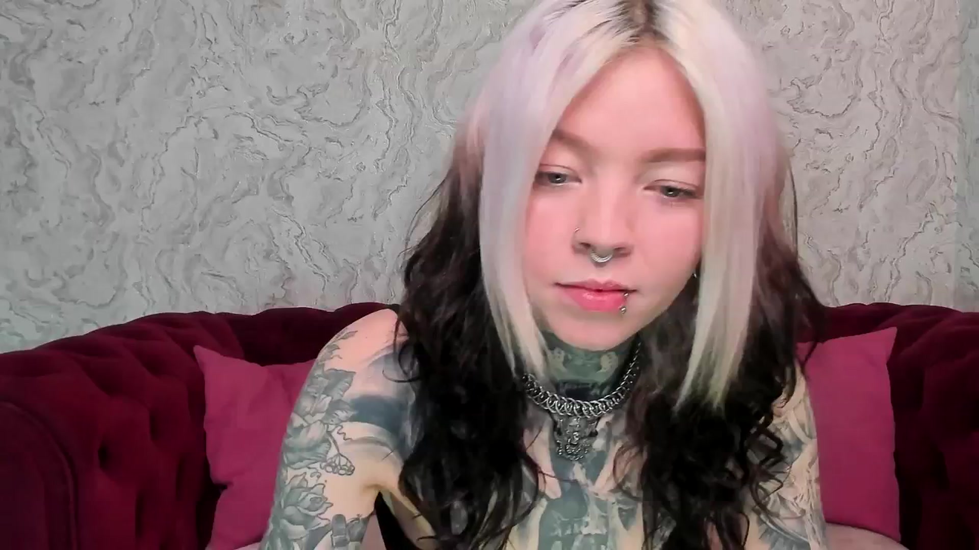 Gallery image thumbnail from LiluKayden's myfreecams stream on, 05/13/2025, 16:25 image 8 of 20