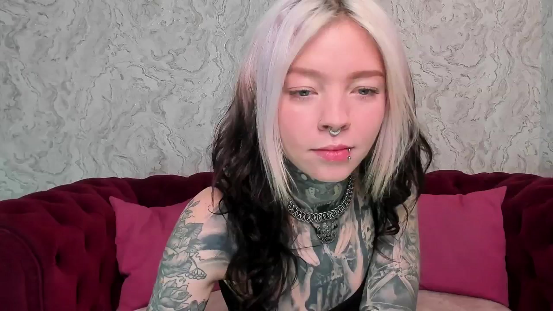 Gallery image thumbnail from LiluKayden's myfreecams stream on, 05/13/2025, 16:25 image 11 of 20