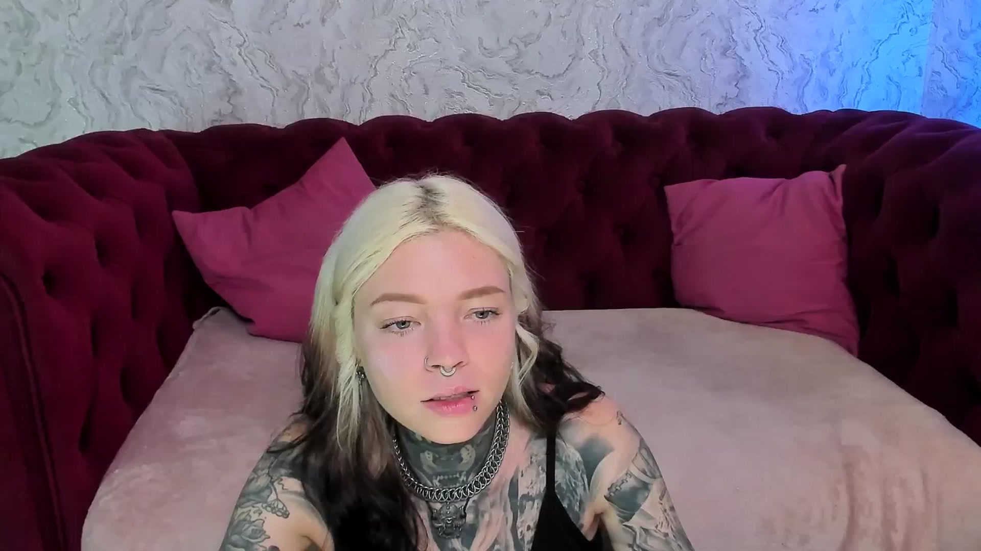 Gallery image thumbnail from LiluKayden's myfreecams stream on, 06/12/2025, 16:24 image 15 of 20