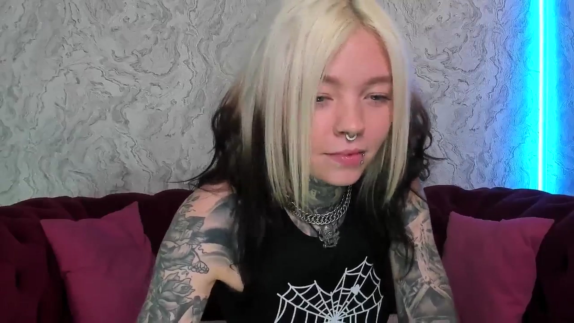Gallery image thumbnail from LiluKayden's myfreecams stream on, 06/14/2025, 15:22 image 12 of 20