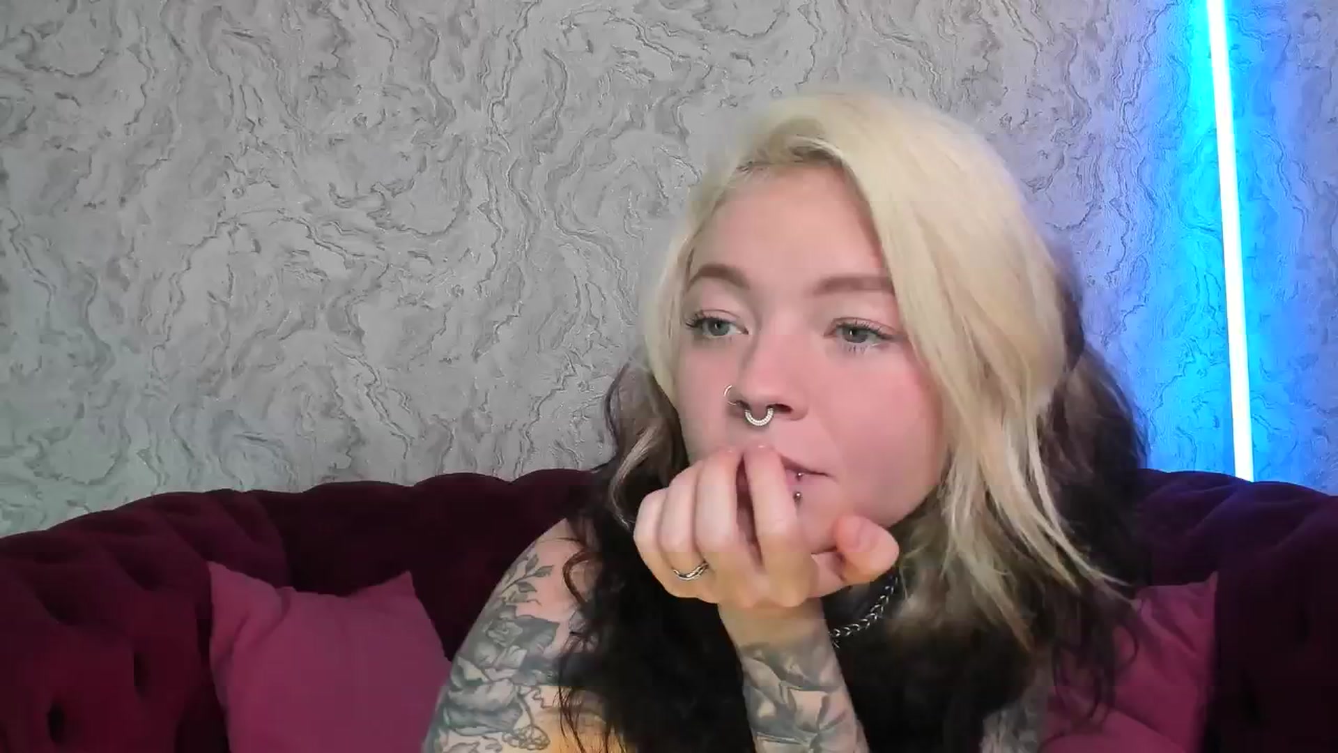 Gallery image thumbnail from LiluKayden's myfreecams stream on, 06/20/2025, 16:34 image 3 of 20