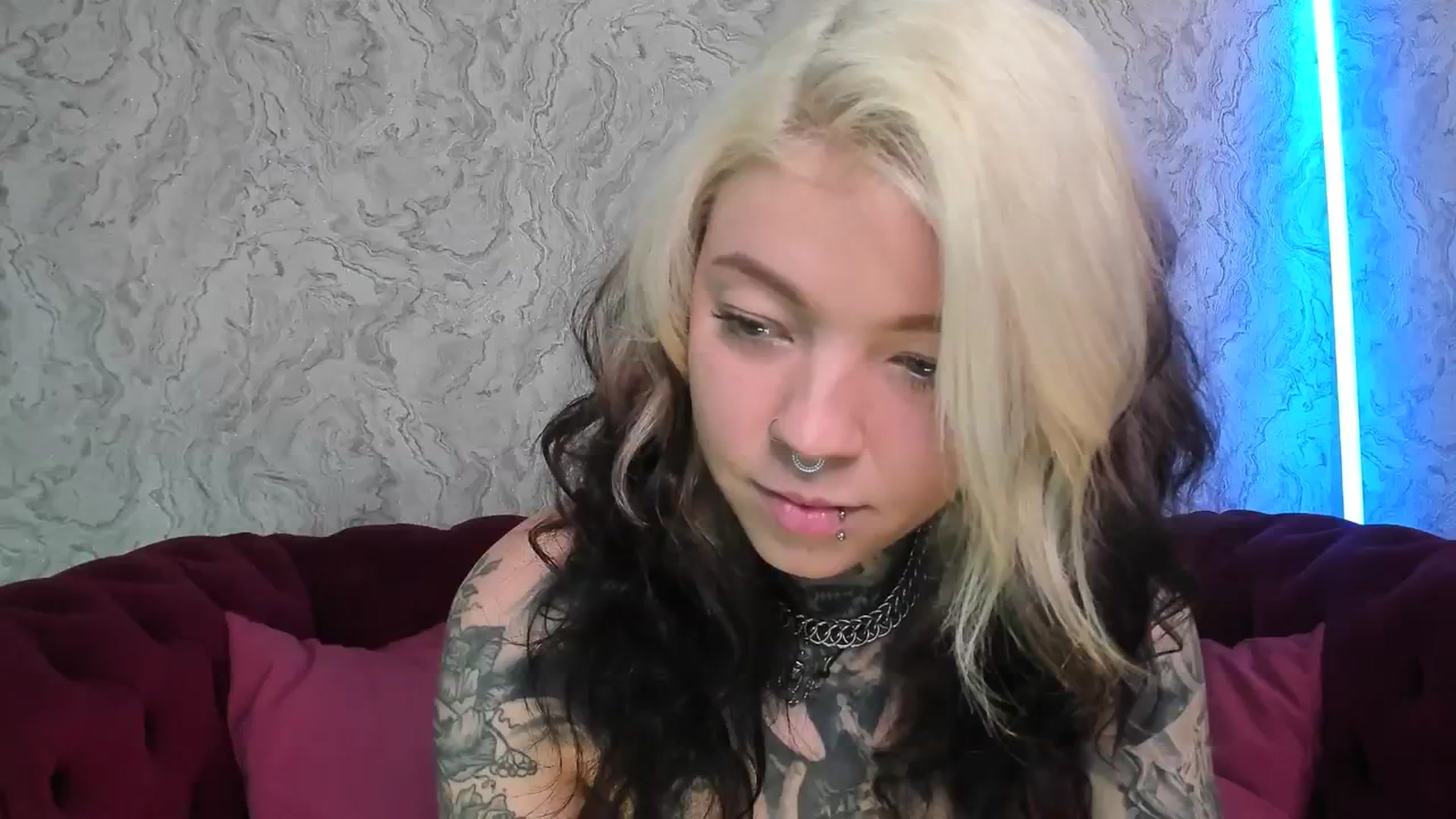 Gallery image thumbnail from LiluKayden's myfreecams stream on, 06/20/2025, 16:34 image 4 of 20