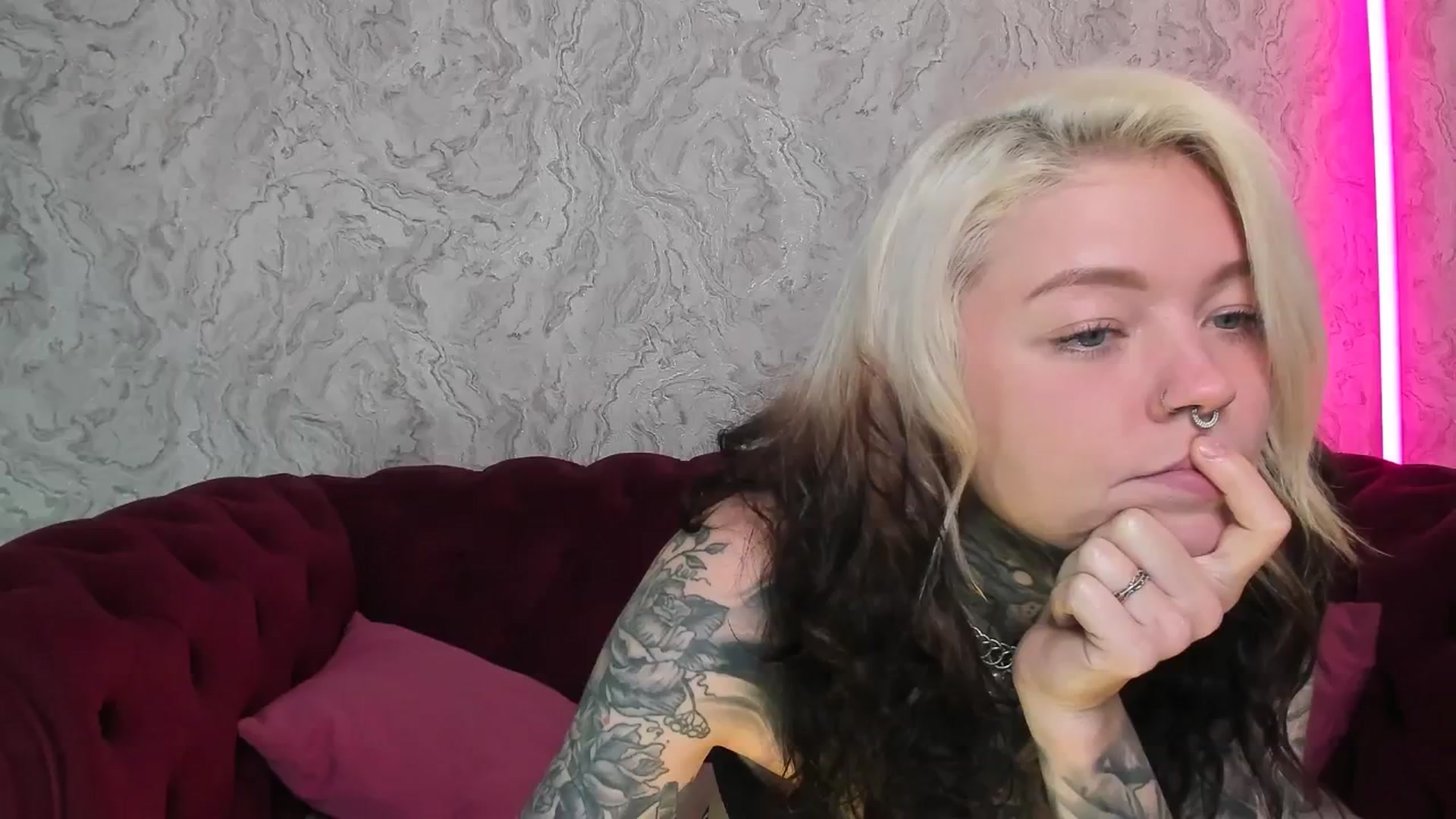 Gallery image thumbnail from LiluKayden's myfreecams stream on, 06/20/2025, 17:26 image 10 of 20