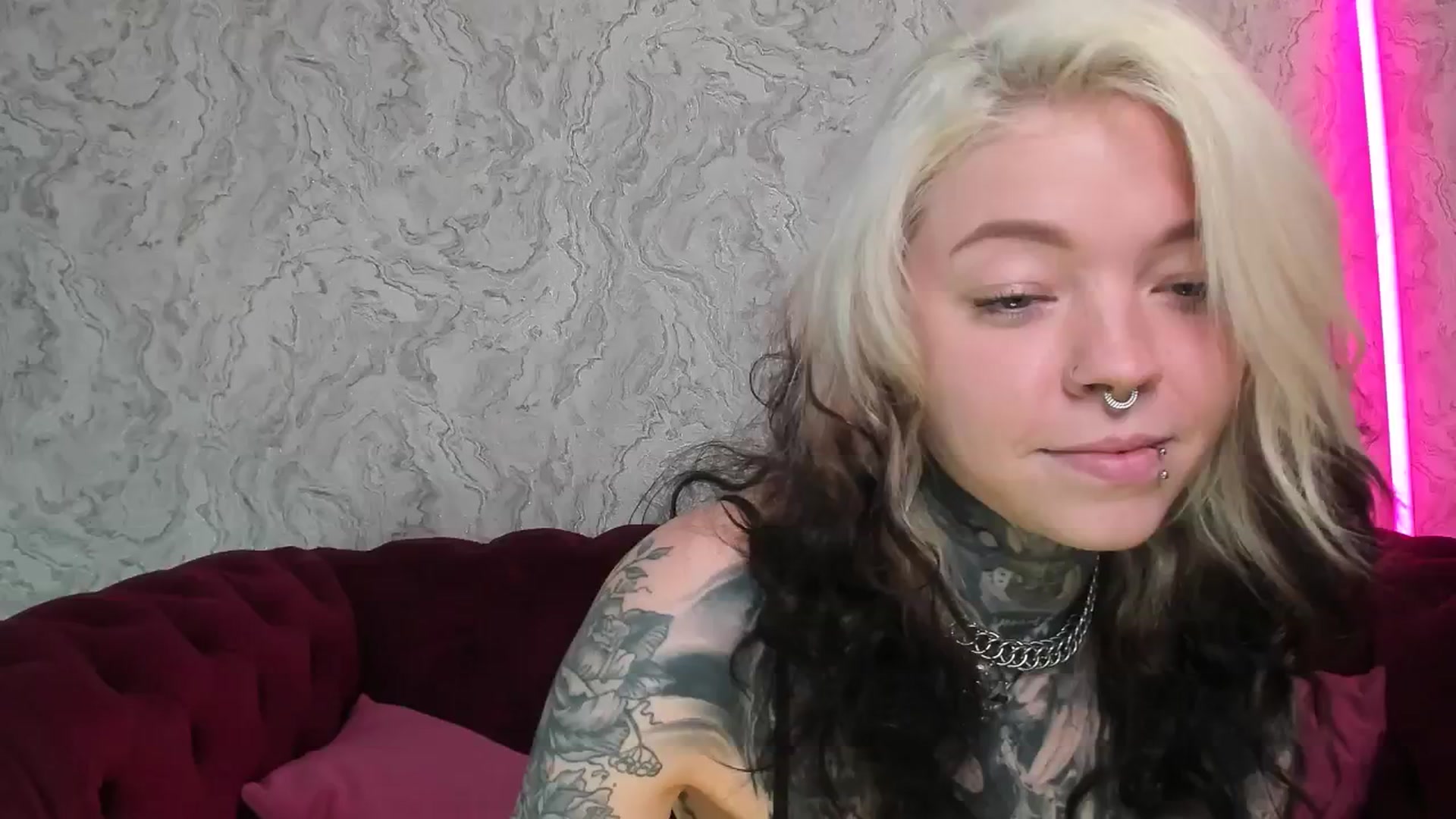 Gallery image thumbnail from LiluKayden's myfreecams stream on, 06/20/2025, 17:26 image 9 of 20