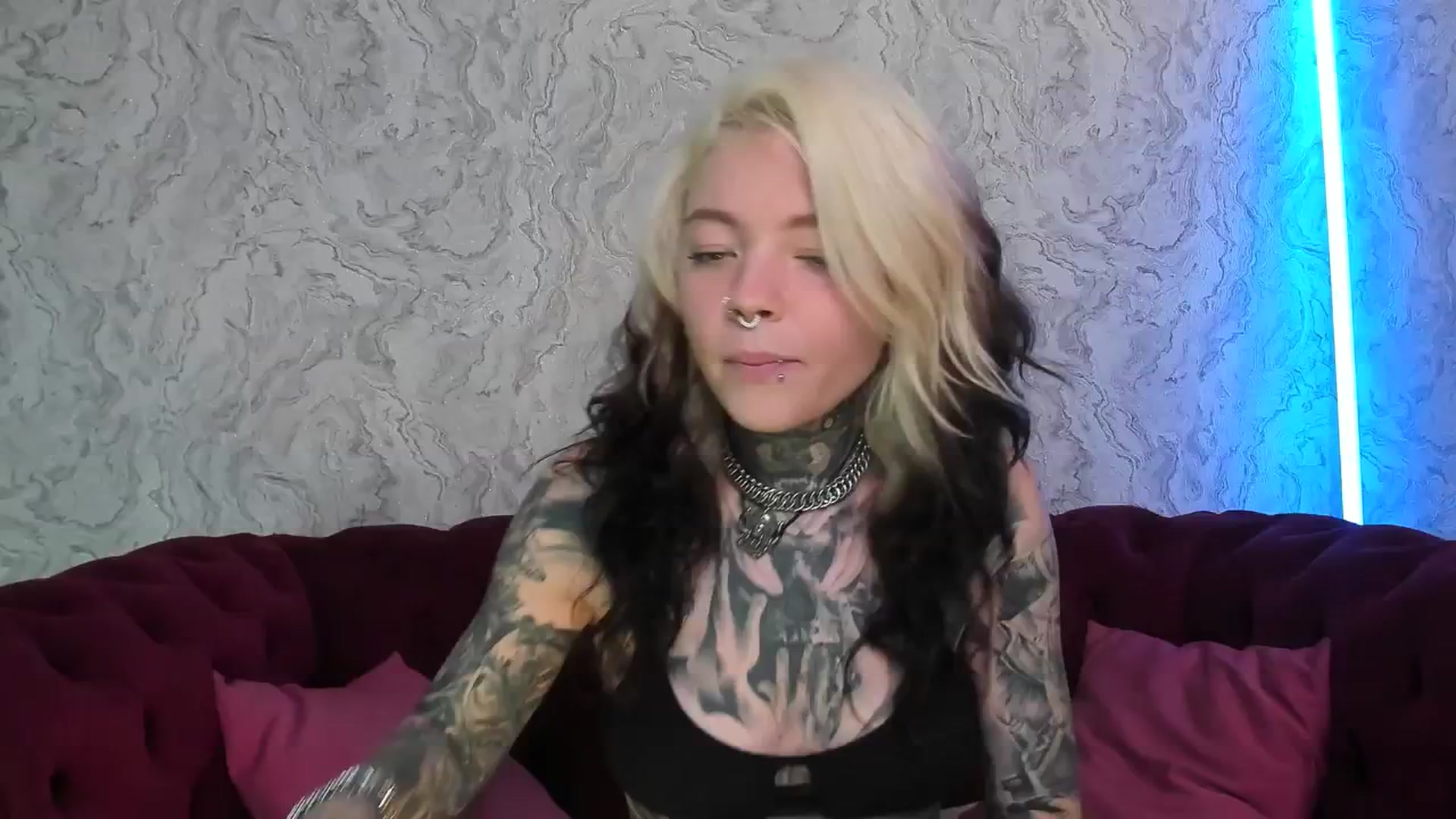 Gallery image thumbnail from LiluKayden's myfreecams stream on, 06/20/2025, 17:26 image 1 of 20