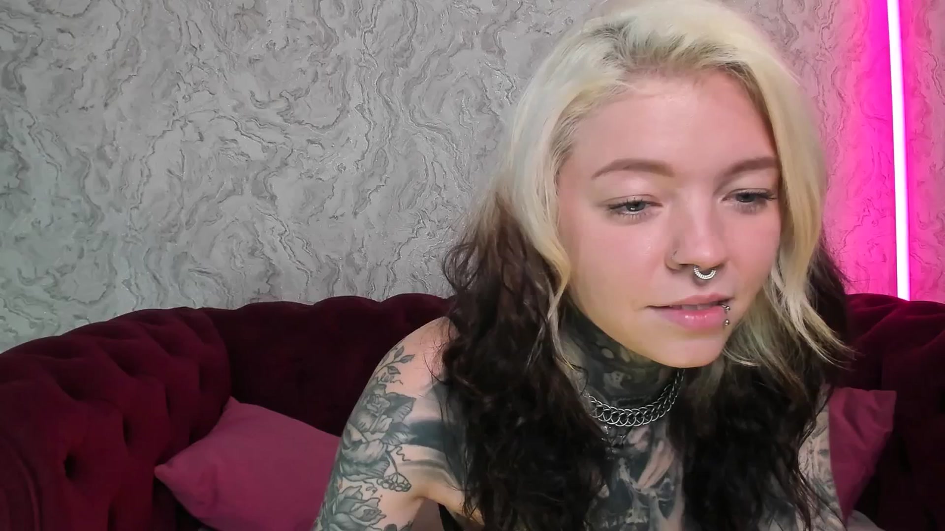 Gallery image thumbnail from LiluKayden's myfreecams stream on, 06/20/2025, 17:26 image 13 of 20