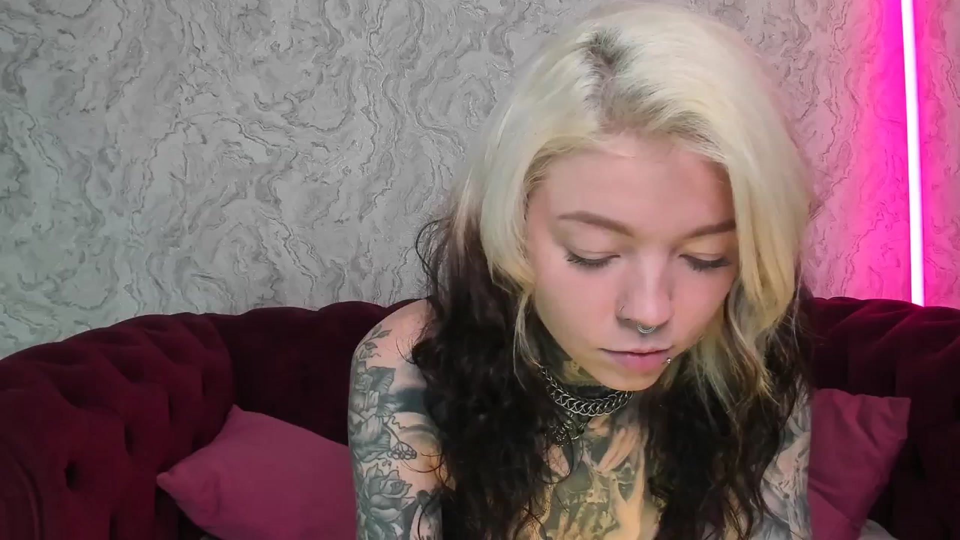 Gallery image thumbnail from LiluKayden's myfreecams stream on, 06/20/2025, 17:26 image 17 of 20