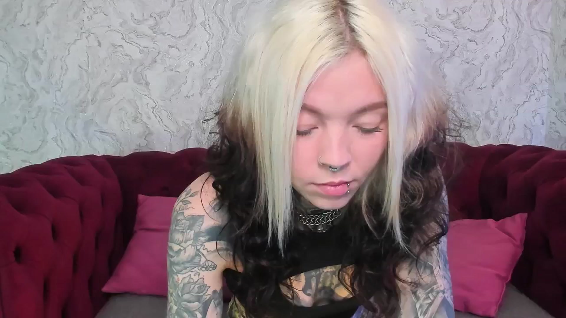 Gallery image thumbnail from LiluKayden's myfreecams stream on, 06/24/2025, 16:40 image 8 of 20