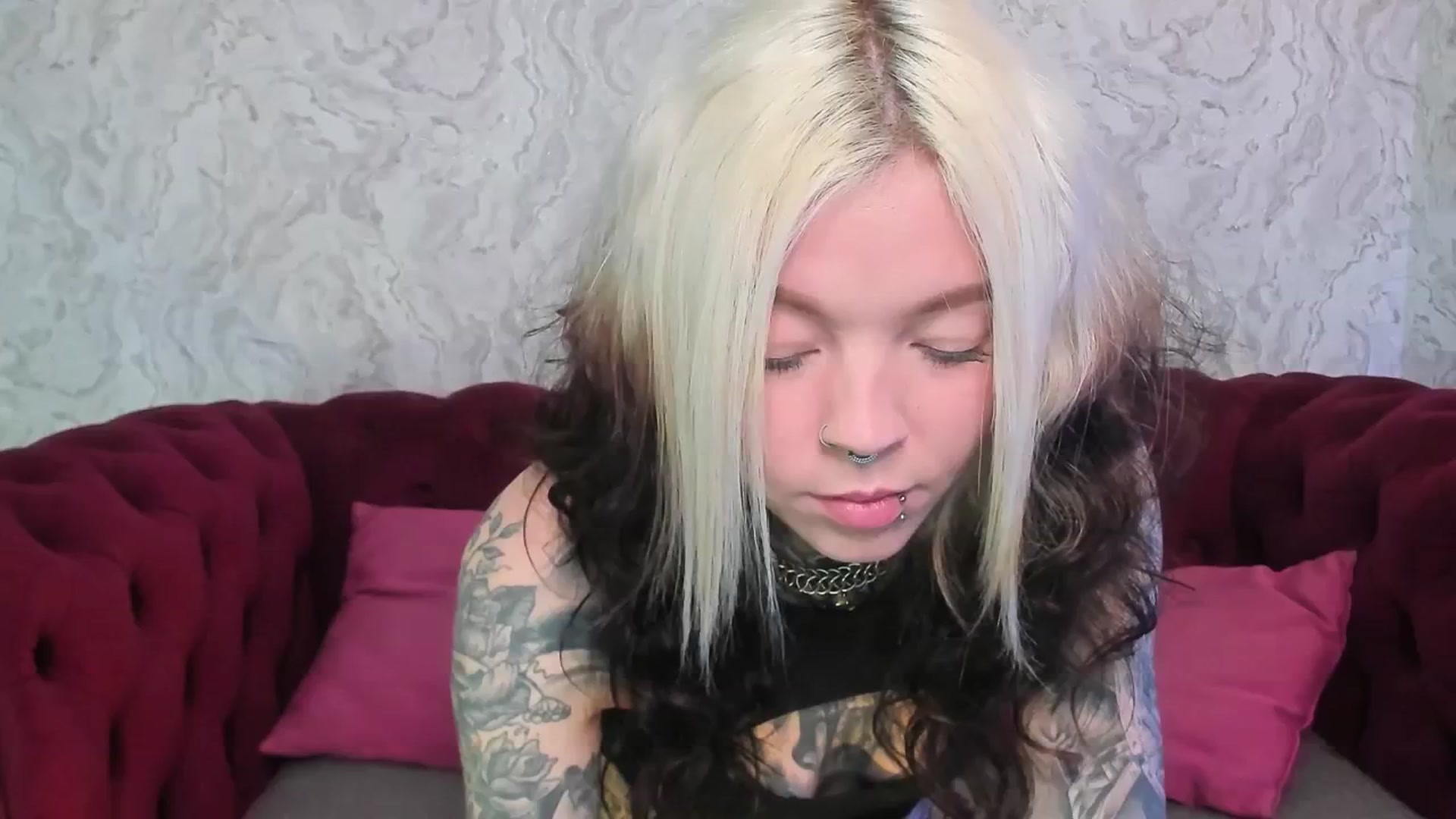 Gallery image thumbnail from LiluKayden's myfreecams stream on, 06/24/2025, 16:40 image 9 of 20