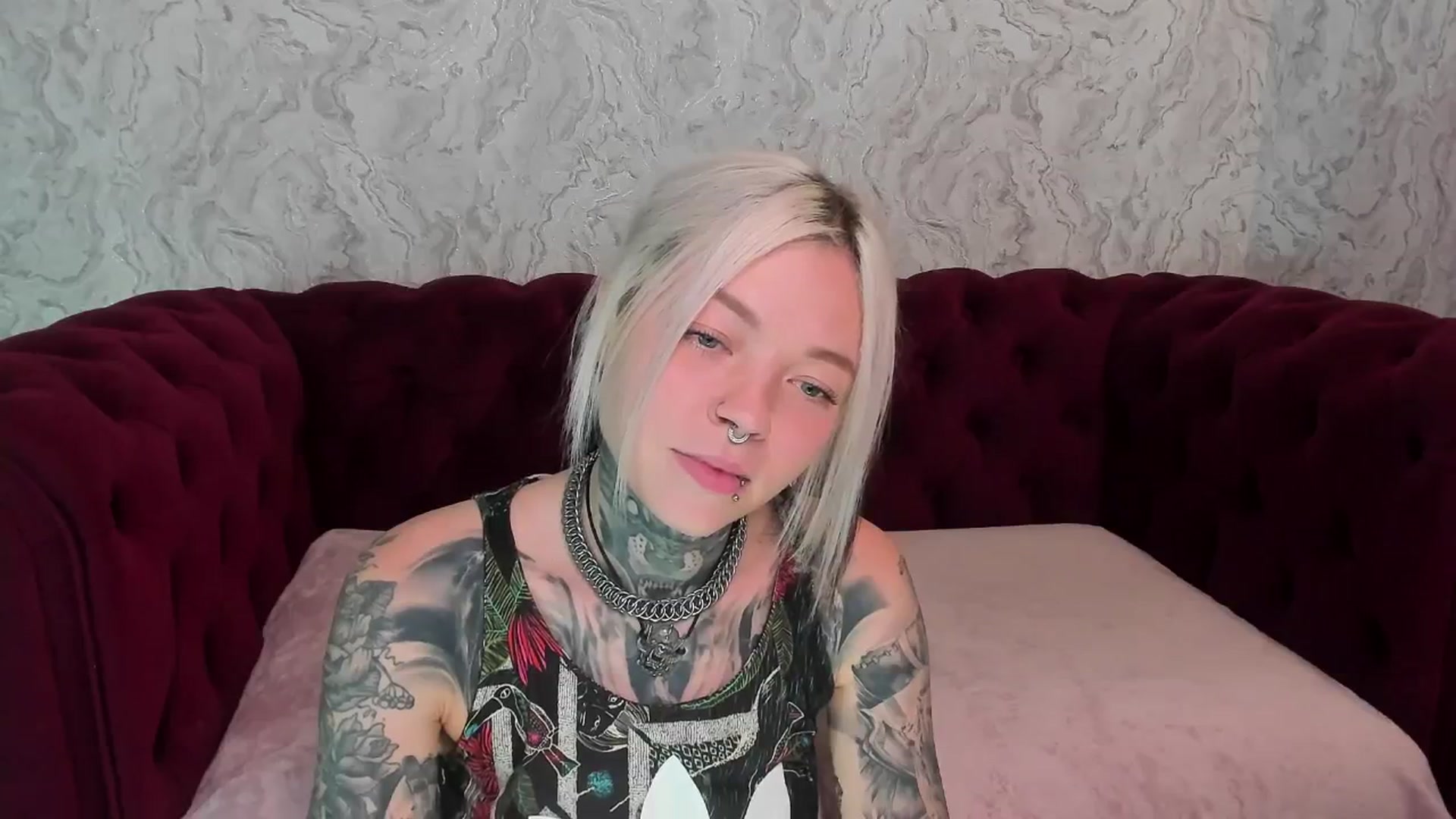Gallery image thumbnail from LiluKayden's myfreecams stream on, 07/14/2025, 16:45 image 13 of 20
