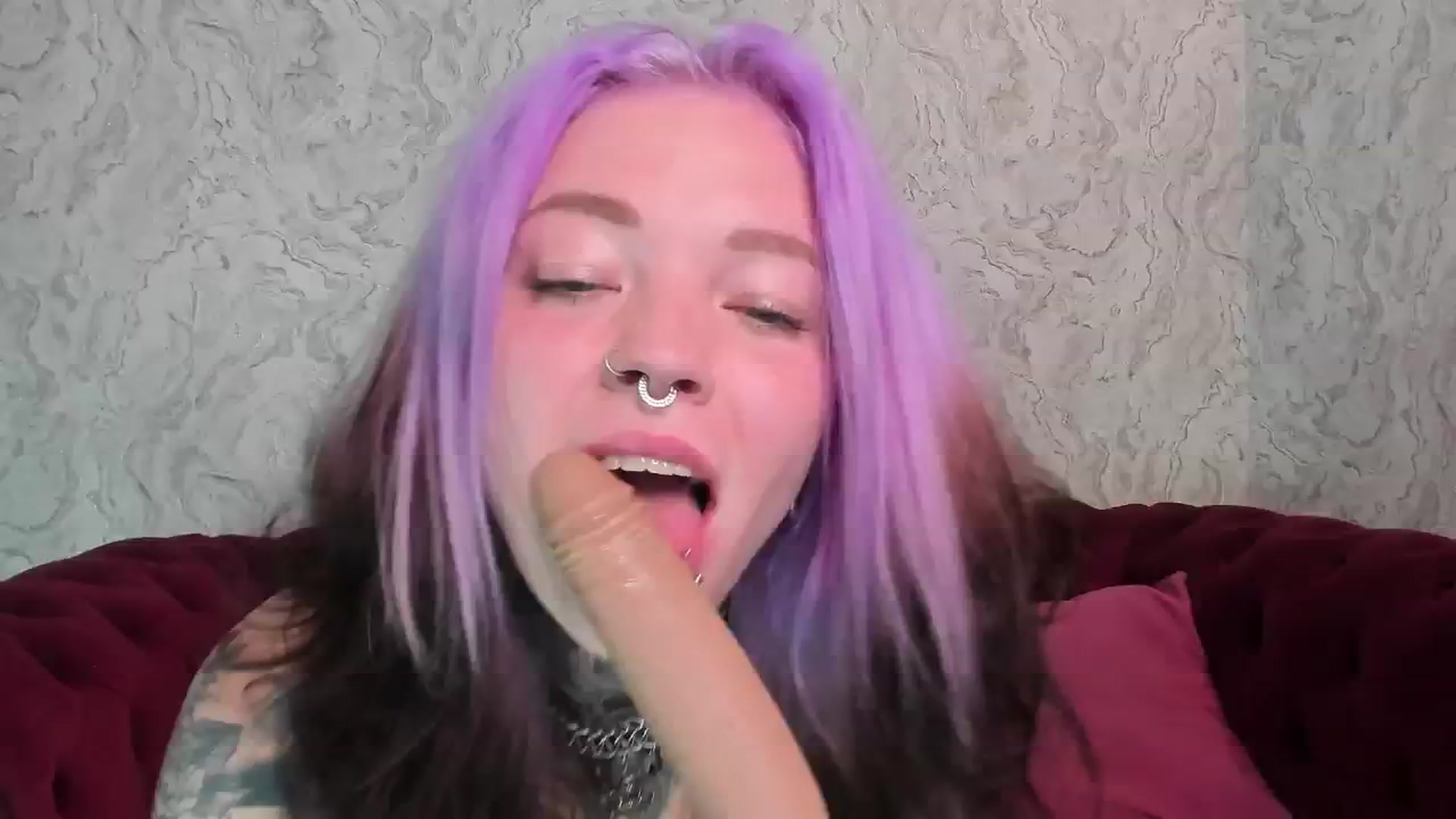 Gallery image thumbnail from LiluKayden's myfreecams stream on, 07/19/2025, 18:03 image 14 of 20