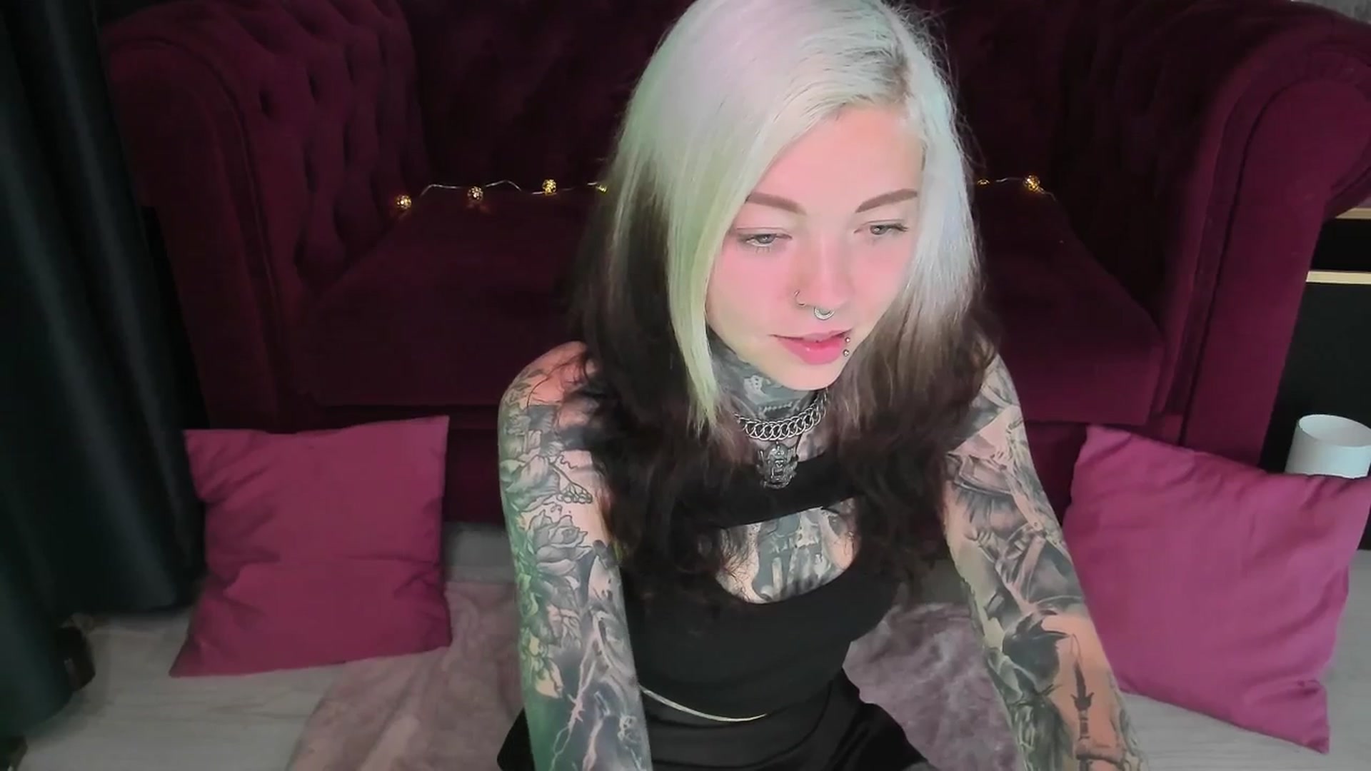 Gallery image thumbnail from LiluKayden's myfreecams stream on, 08/11/2025, 18:09 image 7 of 20