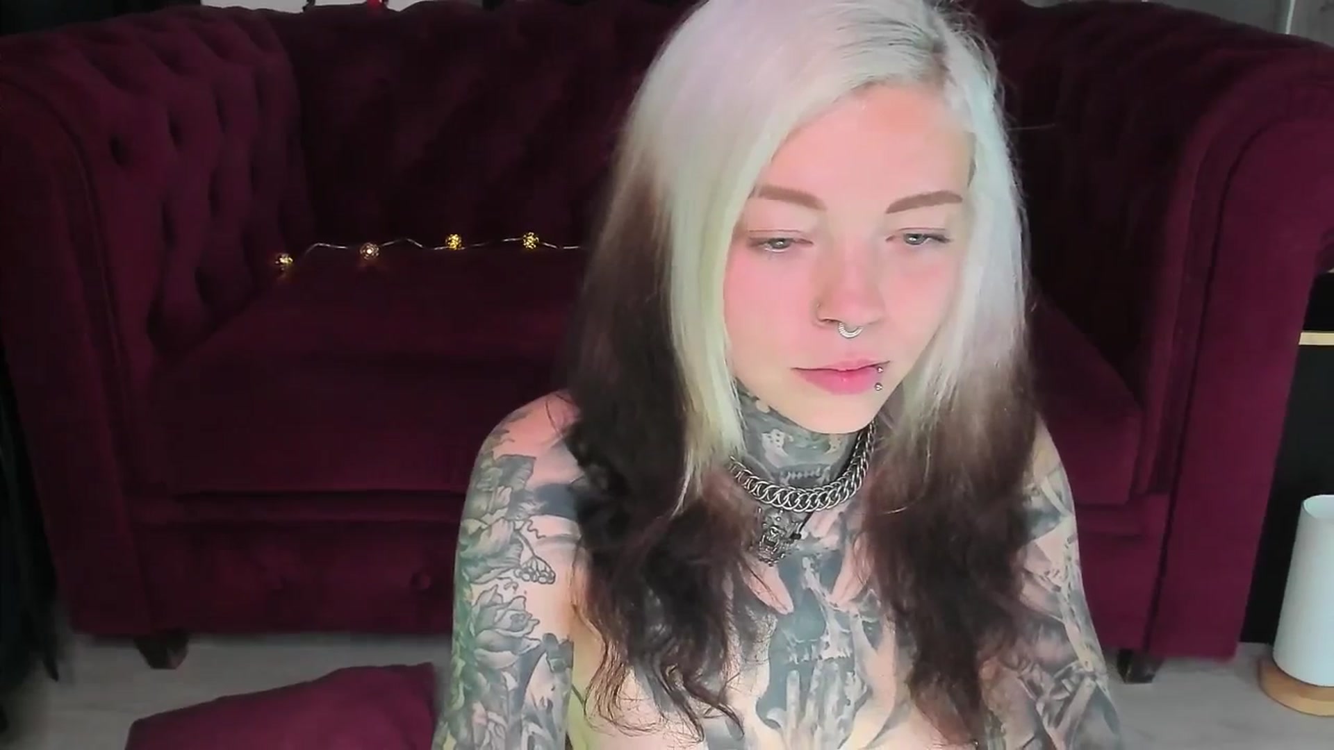 Gallery image thumbnail from LiluKayden's myfreecams stream on, 08/11/2025, 18:09 image 16 of 20