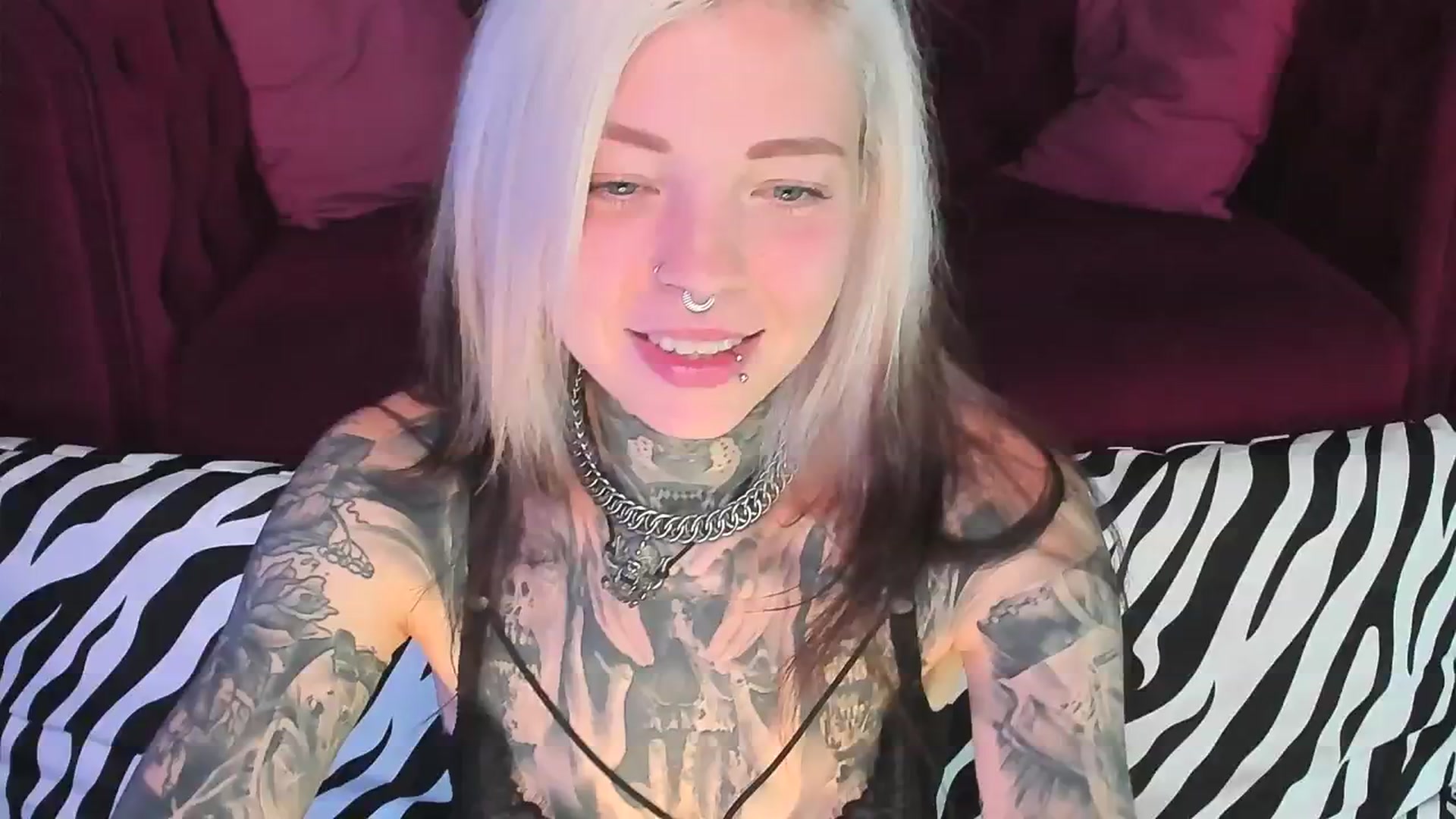 Gallery image thumbnail from LiluKayden's myfreecams stream on, 08/13/2025, 16:52 image 12 of 20