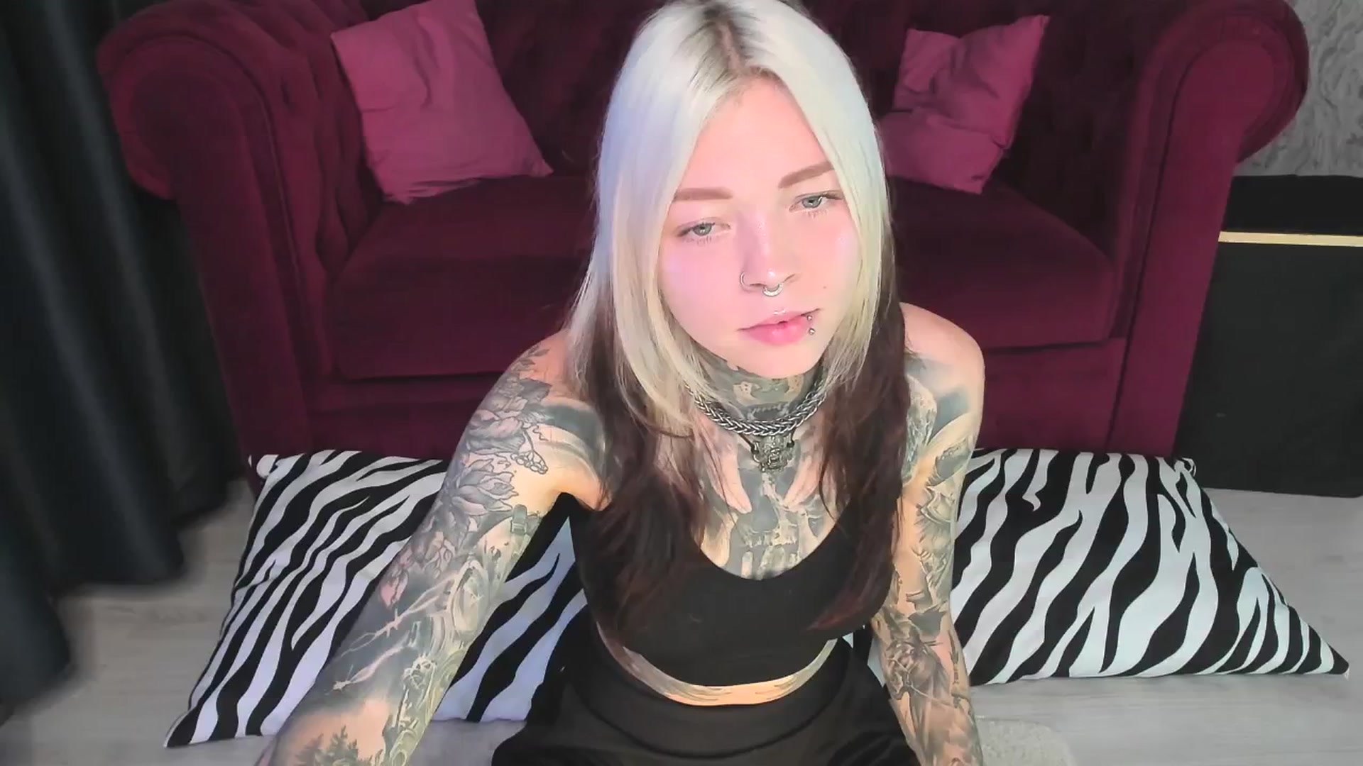 Gallery image thumbnail from LiluKayden's myfreecams stream on, 08/16/2025, 16:00 image 11 of 20