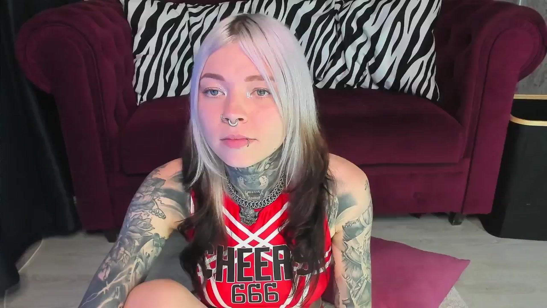 Gallery image thumbnail from LiluKayden's myfreecams stream on, 08/22/2025, 16:34 image 4 of 20