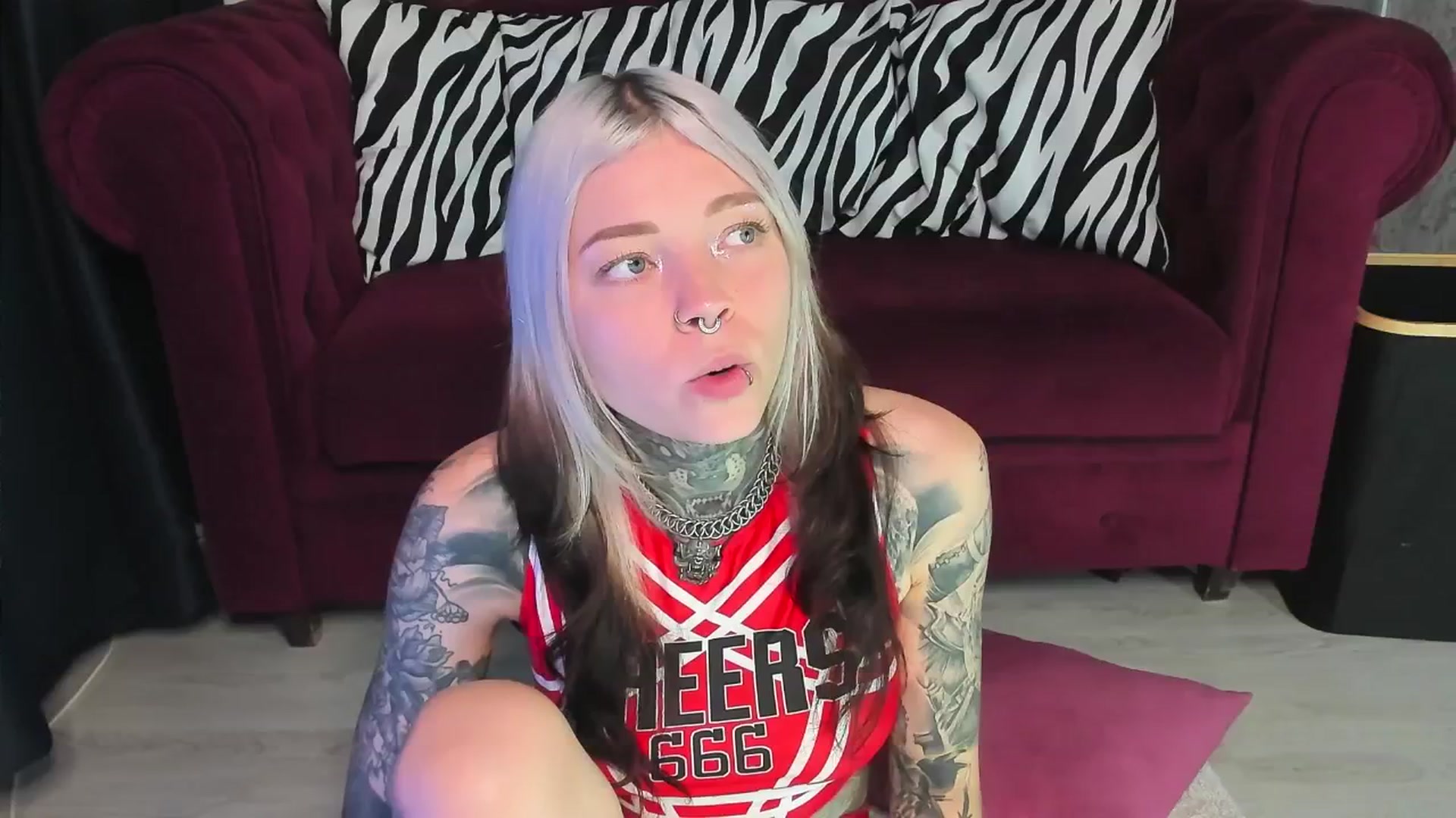 Gallery image thumbnail from LiluKayden's myfreecams stream on, 08/22/2025, 16:34 image 7 of 20