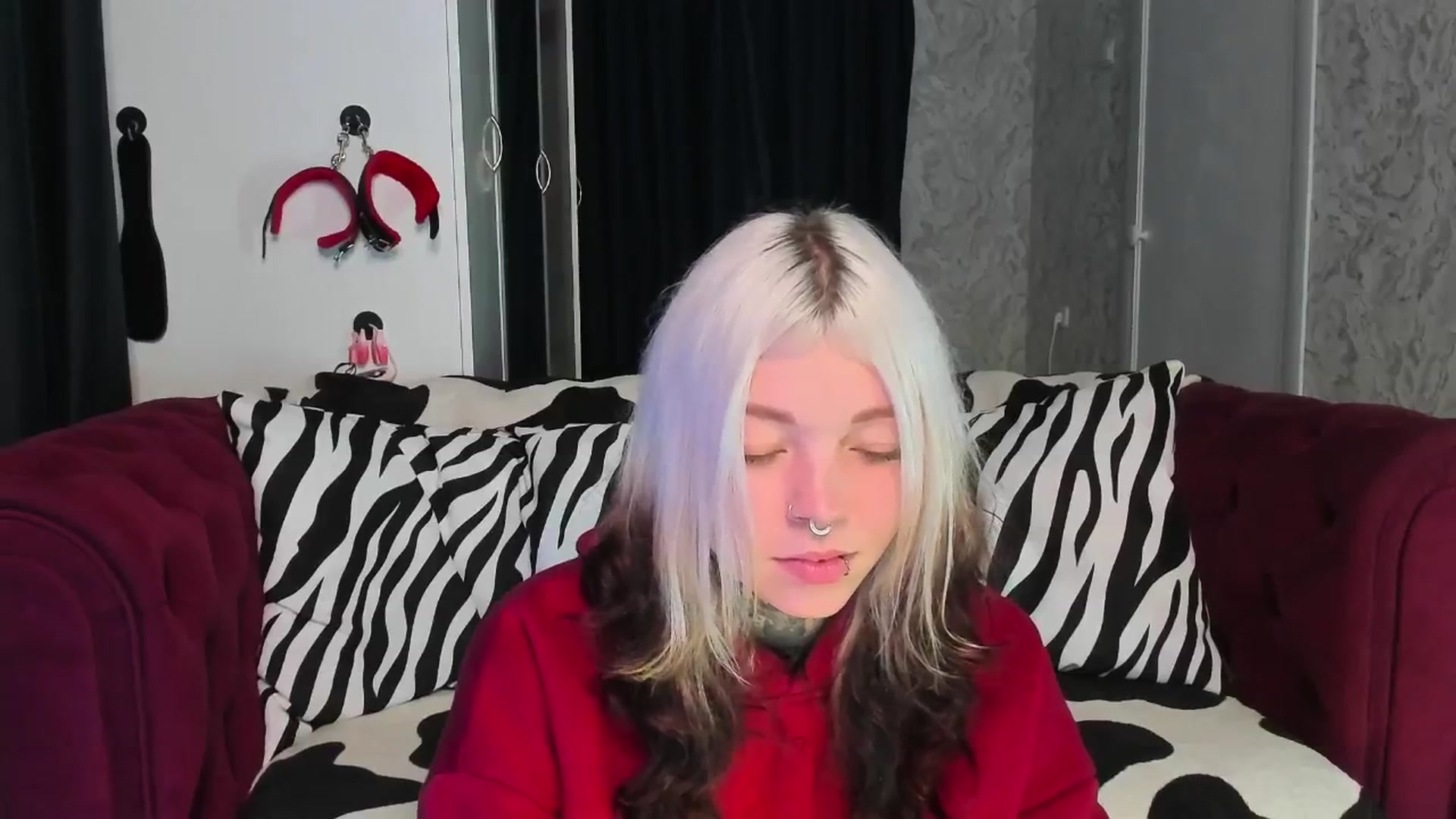 Gallery image thumbnail from LiluKayden's myfreecams stream on, 08/28/2025, 16:41 image 13 of 20