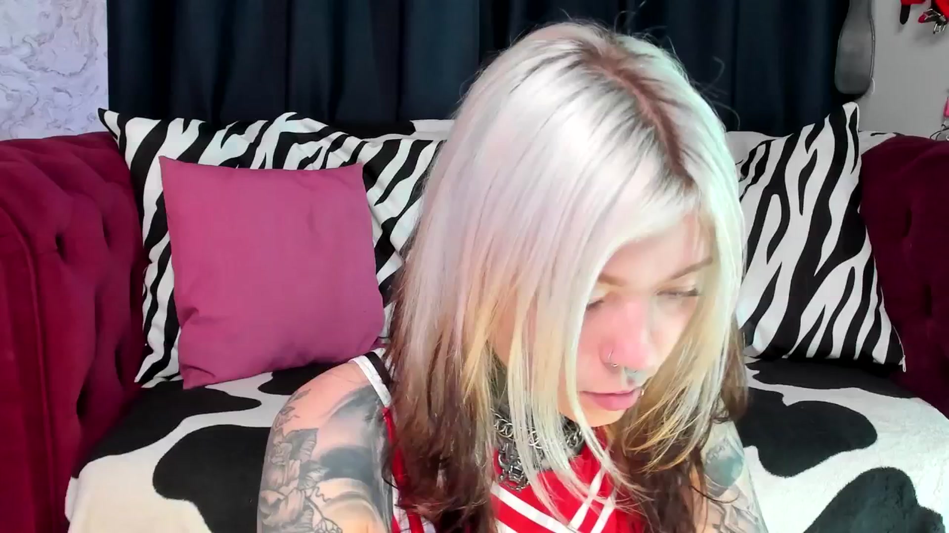 Gallery image thumbnail from LiluKayden's myfreecams stream on, 08/30/2025, 18:16 image 9 of 20