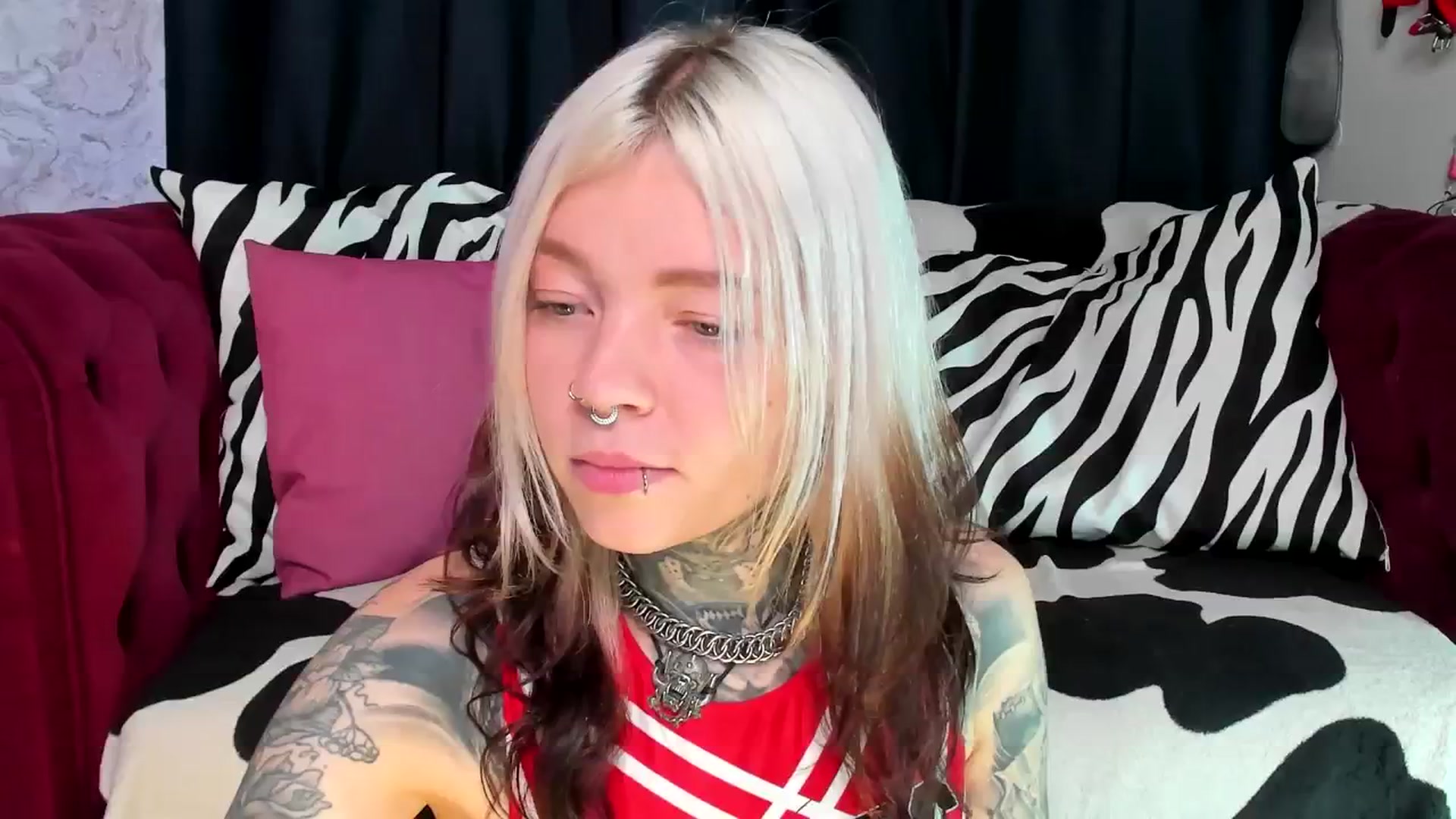 Gallery image thumbnail from LiluKayden's myfreecams stream on, 08/30/2025, 18:16 image 4 of 20