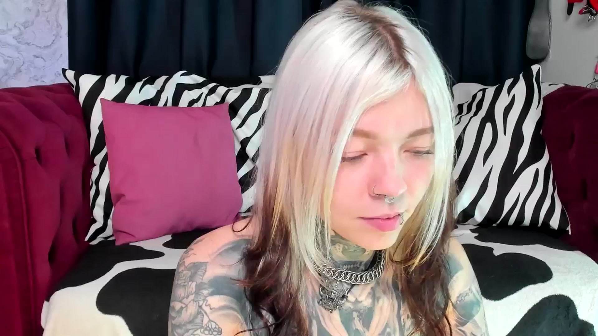 Gallery image thumbnail from LiluKayden's myfreecams stream on, 08/30/2025, 18:16 image 14 of 20