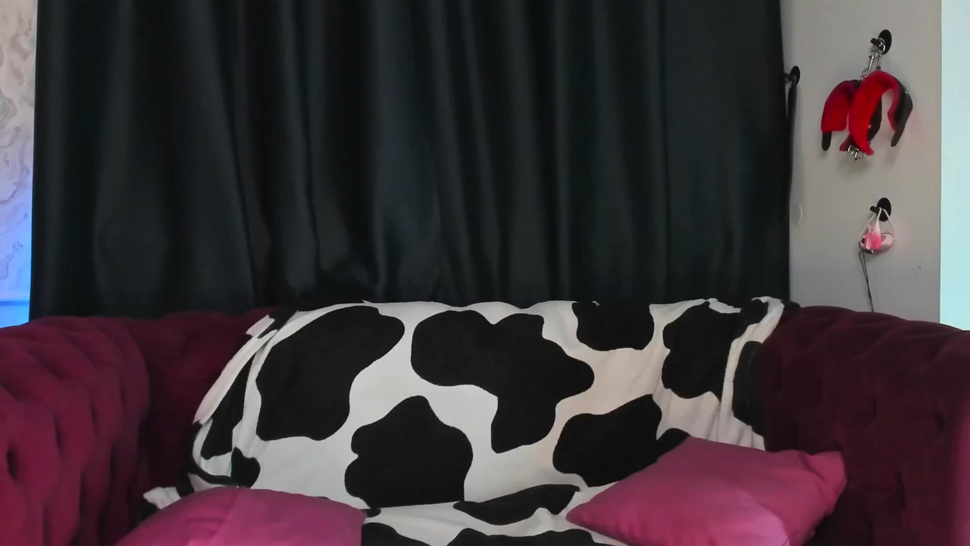 Gallery image thumbnail from LiluKayden's myfreecams stream on, 09/04/2025, 17:54 image 19 of 20