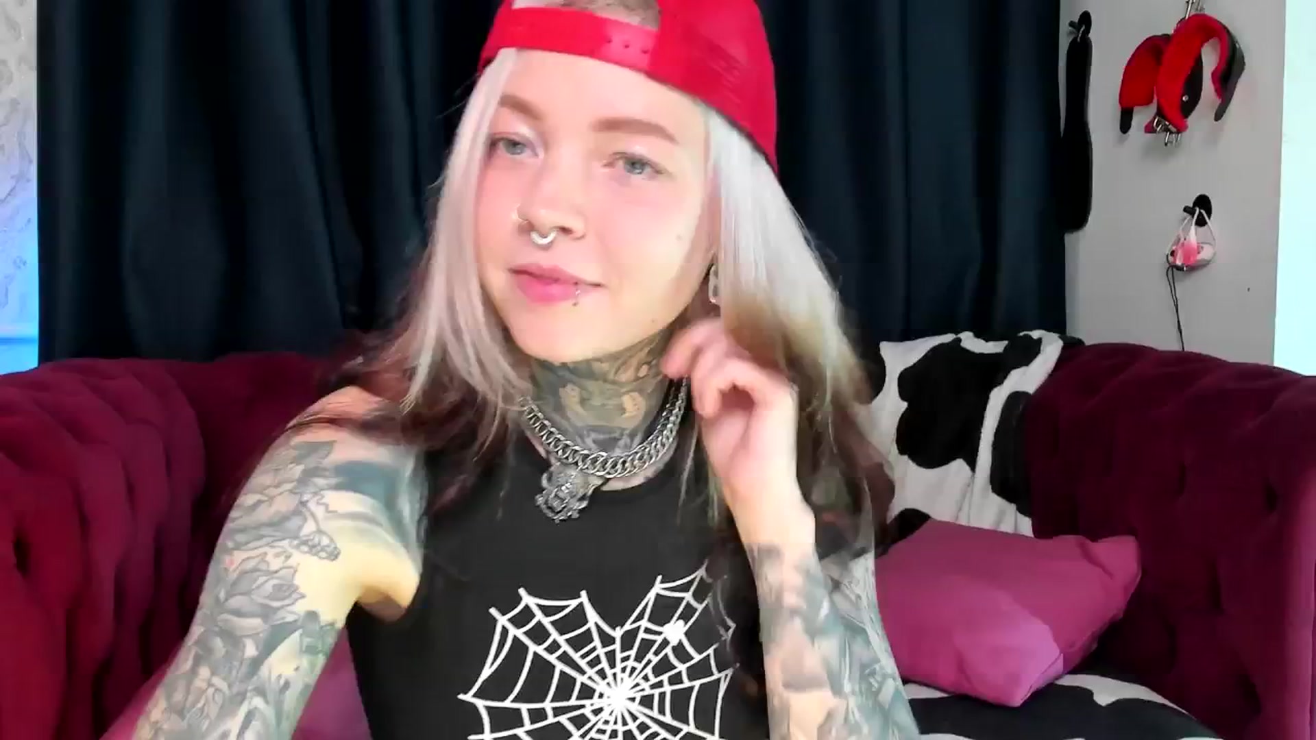 Gallery image thumbnail from LiluKayden's myfreecams stream on, 09/04/2025, 17:54 image 10 of 20