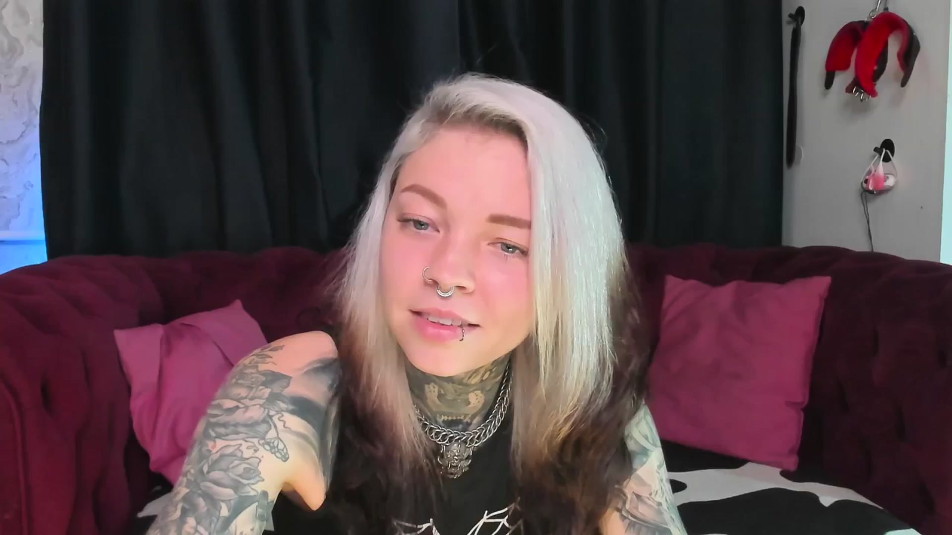 Gallery image thumbnail from LiluKayden's myfreecams stream on, 09/05/2025, 17:10 image 6 of 20