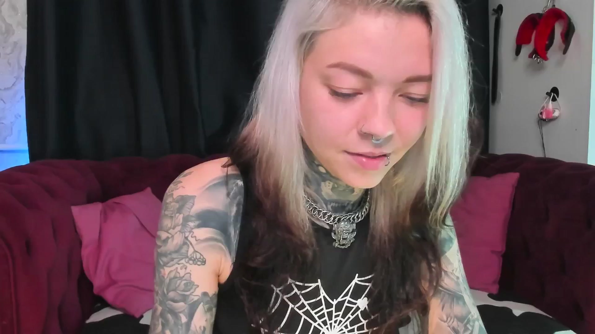 Gallery image thumbnail from LiluKayden's myfreecams stream on, 09/05/2025, 17:10 image 7 of 20