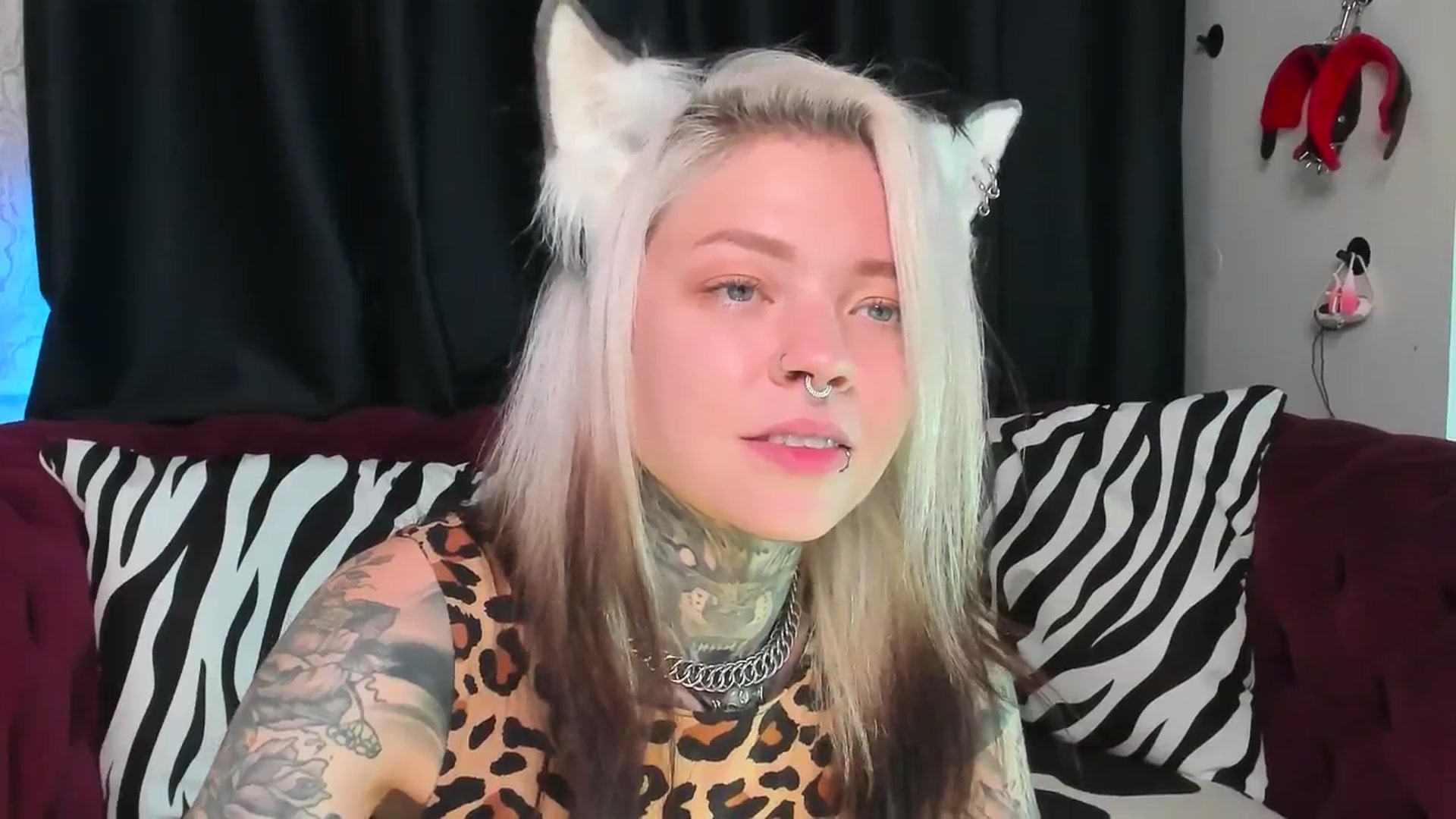 Gallery image thumbnail from LiluKayden's myfreecams stream on, 09/10/2025, 21:16 image 16 of 20