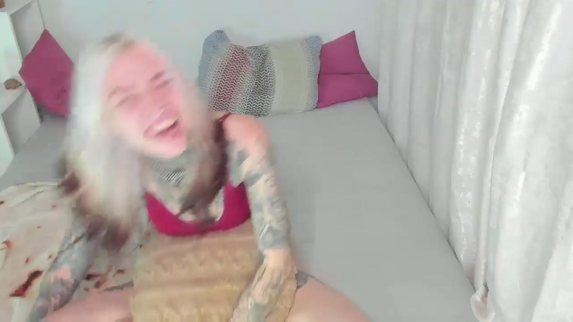 Gallery image thumbnail from LiluKayden's myfreecams stream on, 10/06/2025, 17:57 image 5 of 20
