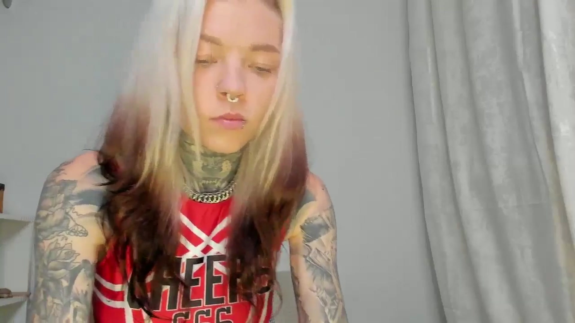 Gallery image thumbnail from LiluKayden's myfreecams stream on, 10/21/2025, 19:14 image 14 of 20