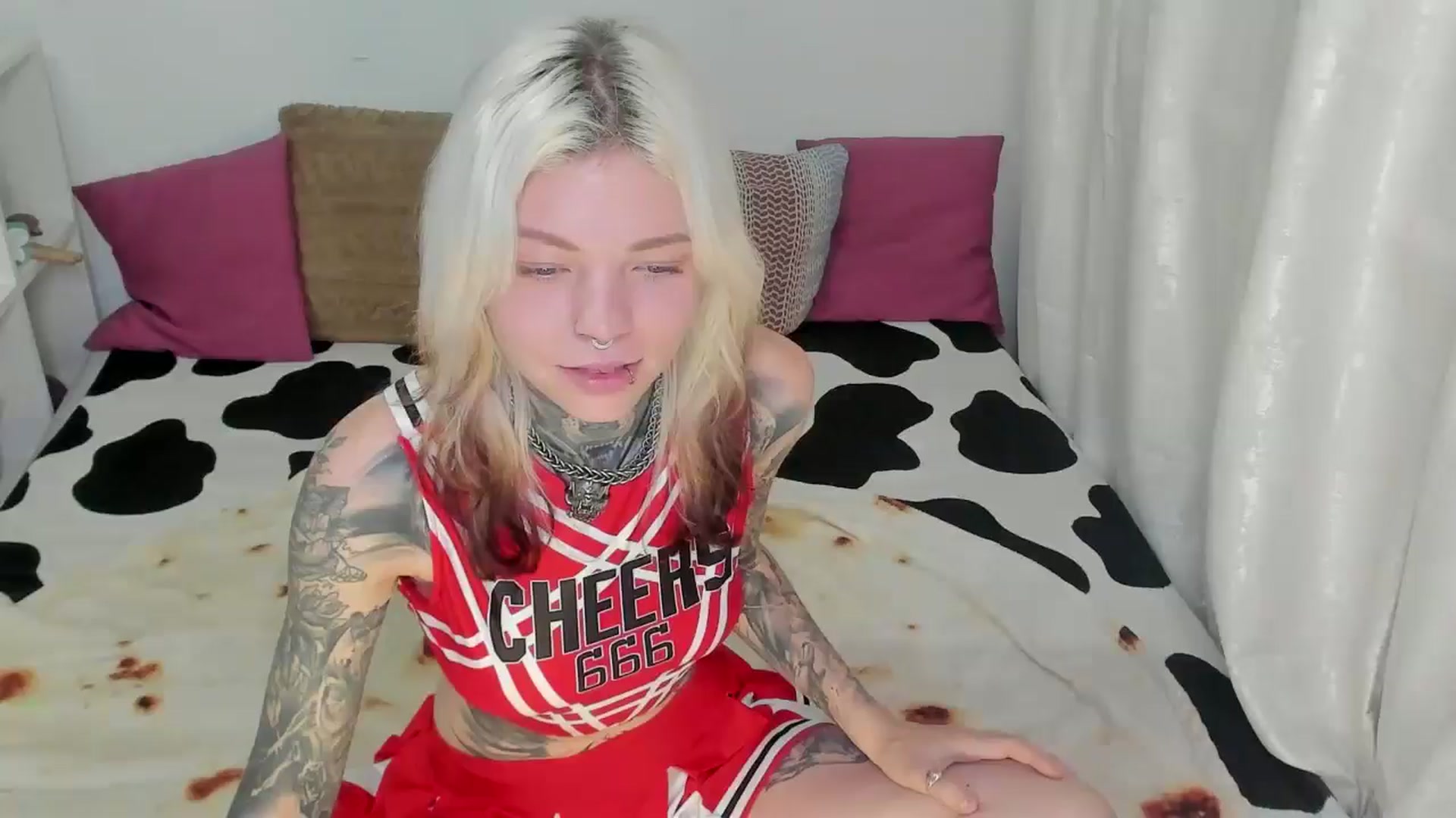 Gallery image thumbnail from LiluKayden's myfreecams stream on, 11/07/2025, 16:19 image 8 of 20