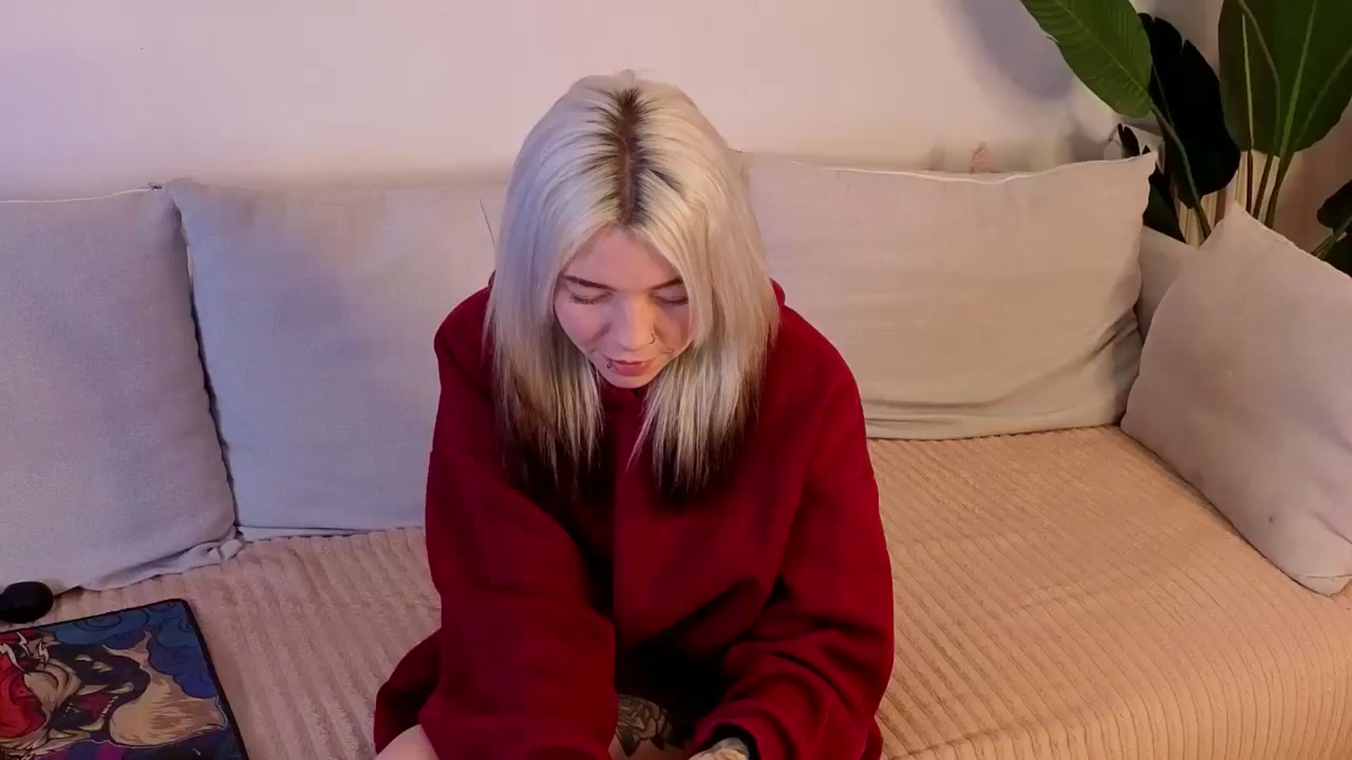 Gallery image thumbnail from LiluKayden's myfreecams stream on, 12/14/2025, 24:00 image 3 of 20