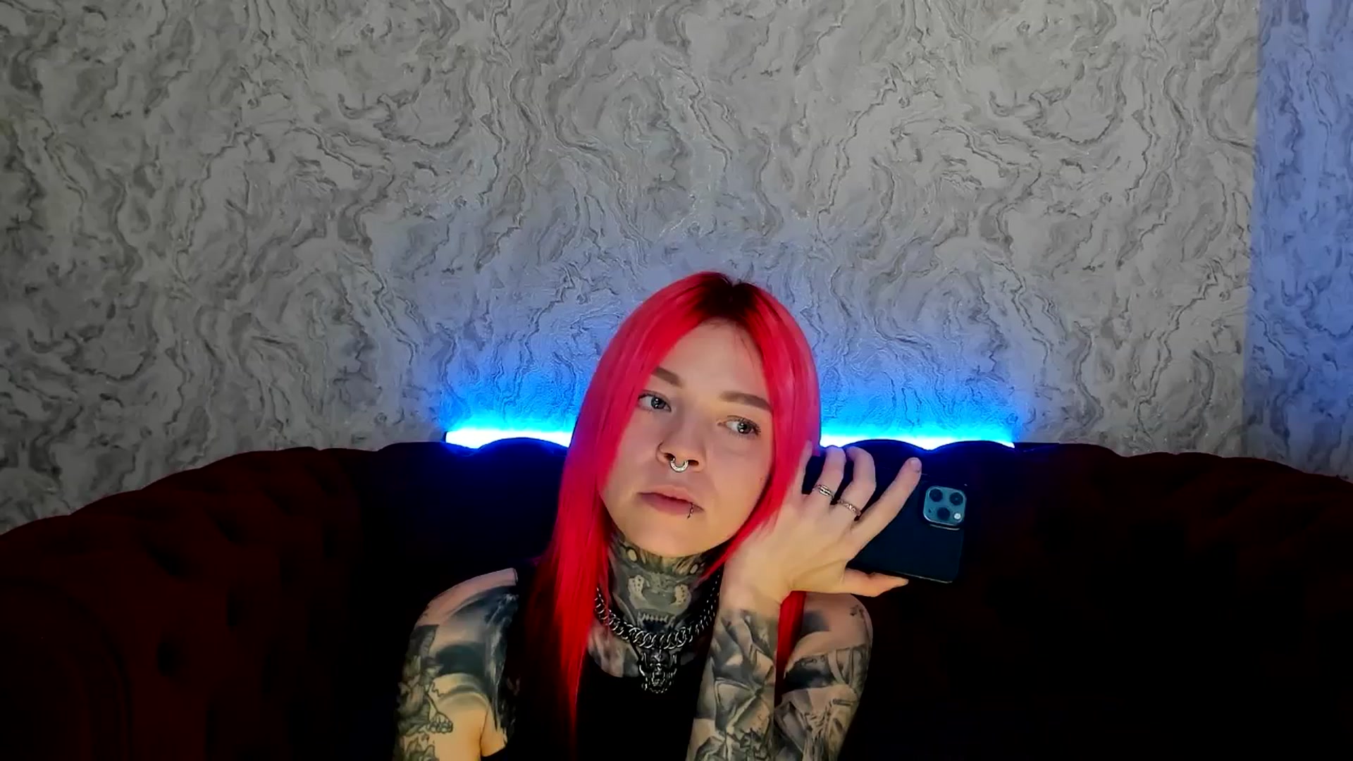 Gallery image thumbnail from LiluKayden's myfreecams stream on, 01/27/2026, 21:05 image 14 of 20