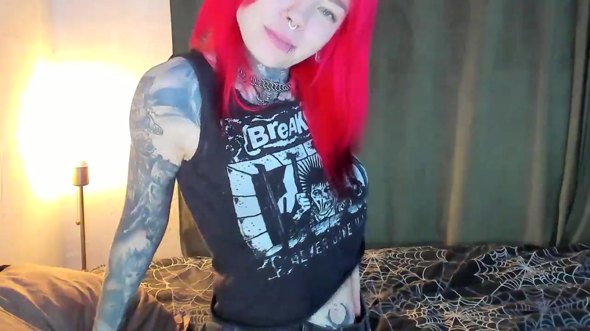 Gallery image thumbnail from LiluKayden's myfreecams stream on, 02/15/2026, 22:21 image 17 of 20