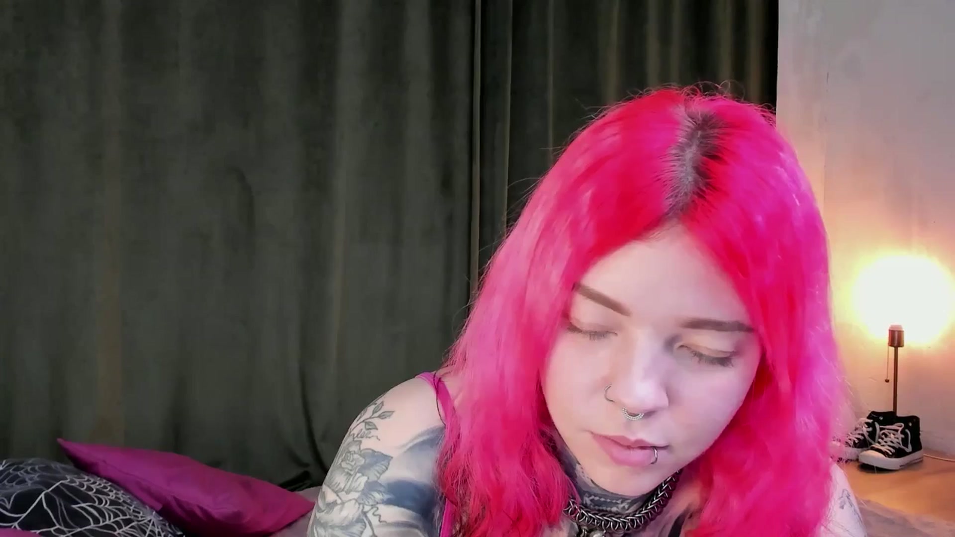 Gallery image thumbnail from LiluKayden's myfreecams stream on, 03/30/2026, 18:31 image 7 of 20