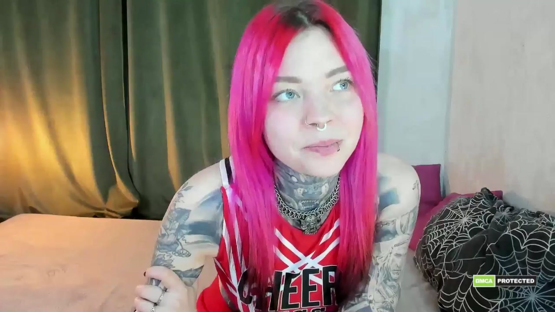 Gallery image thumbnail from LiluKayden's myfreecams stream on, 04/28/2026, 20:19 image 13 of 20