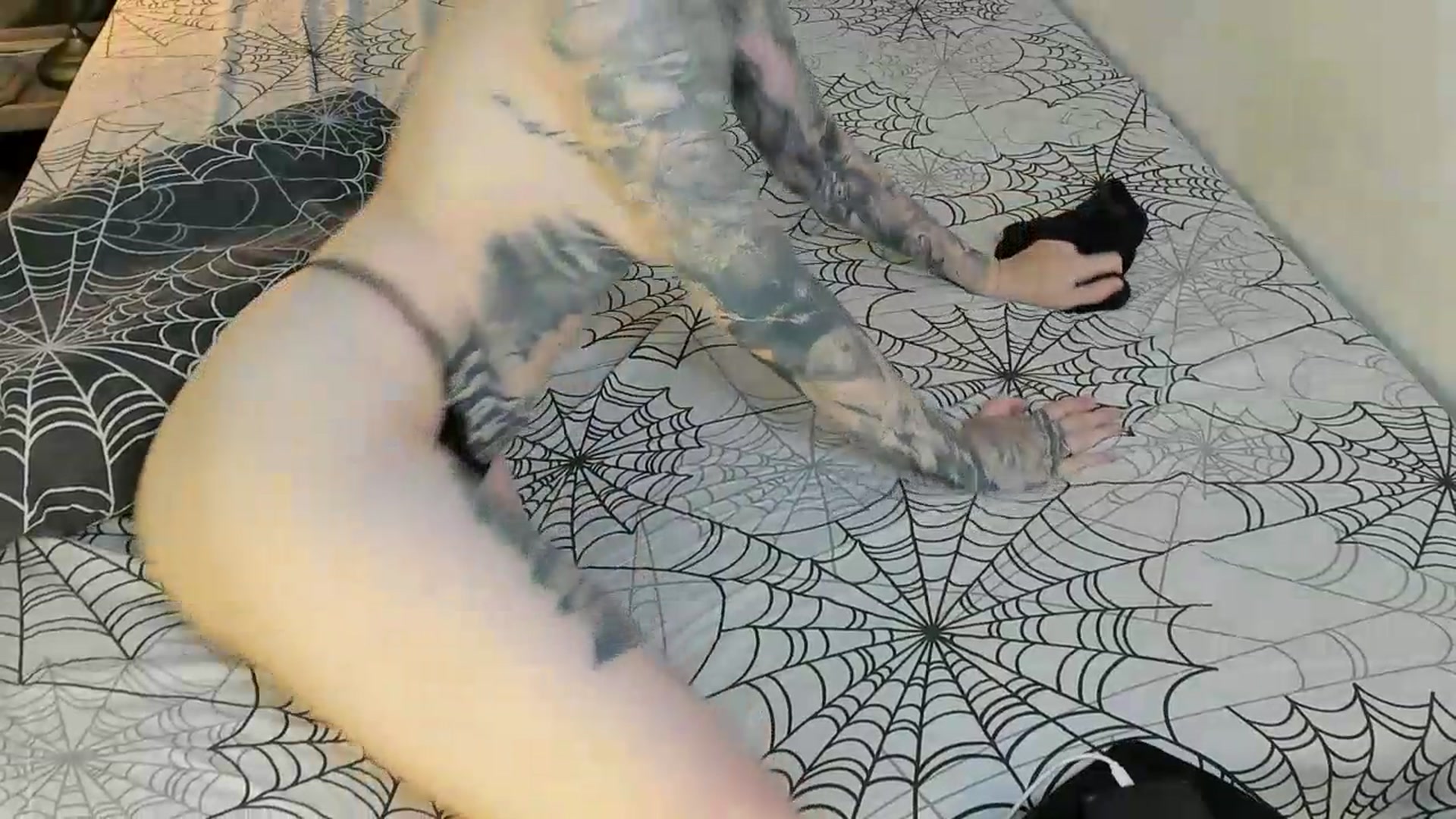 Gallery image thumbnail from LiluKayden's myfreecams stream on, 07/18/2026, 18:13 image 8 of 20