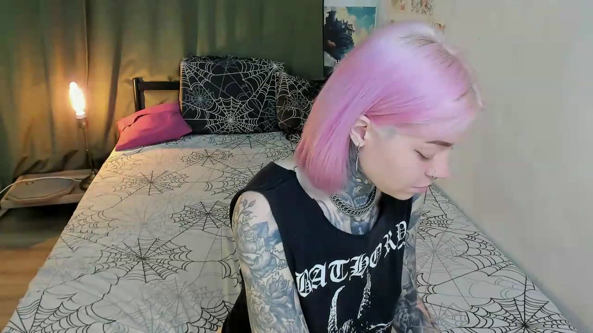 Gallery image thumbnail from LiluKayden's myfreecams stream on, 07/21/2026, 18:34 image 8 of 20