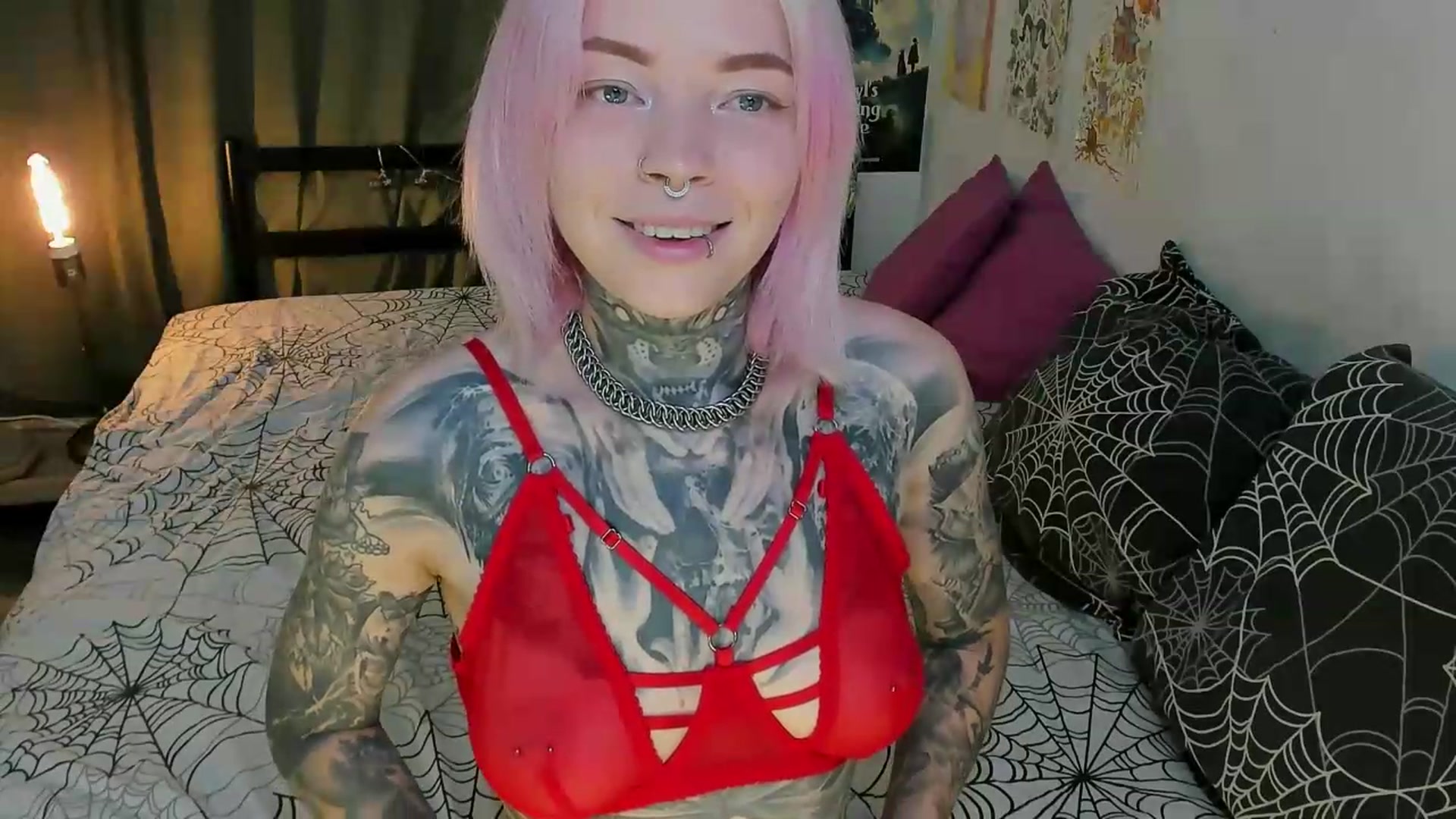Gallery image thumbnail from LiluKayden's myfreecams stream on, 07/31/2026, 16:36 image 9 of 20