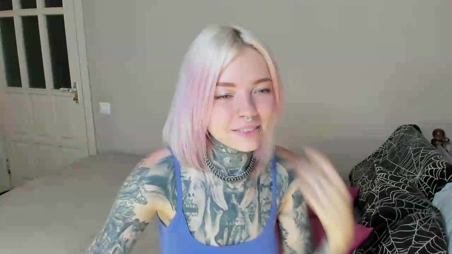Gallery image thumbnail from LiluKayden's myfreecams stream on, 08/08/2026, 17:32 image 4 of 20
