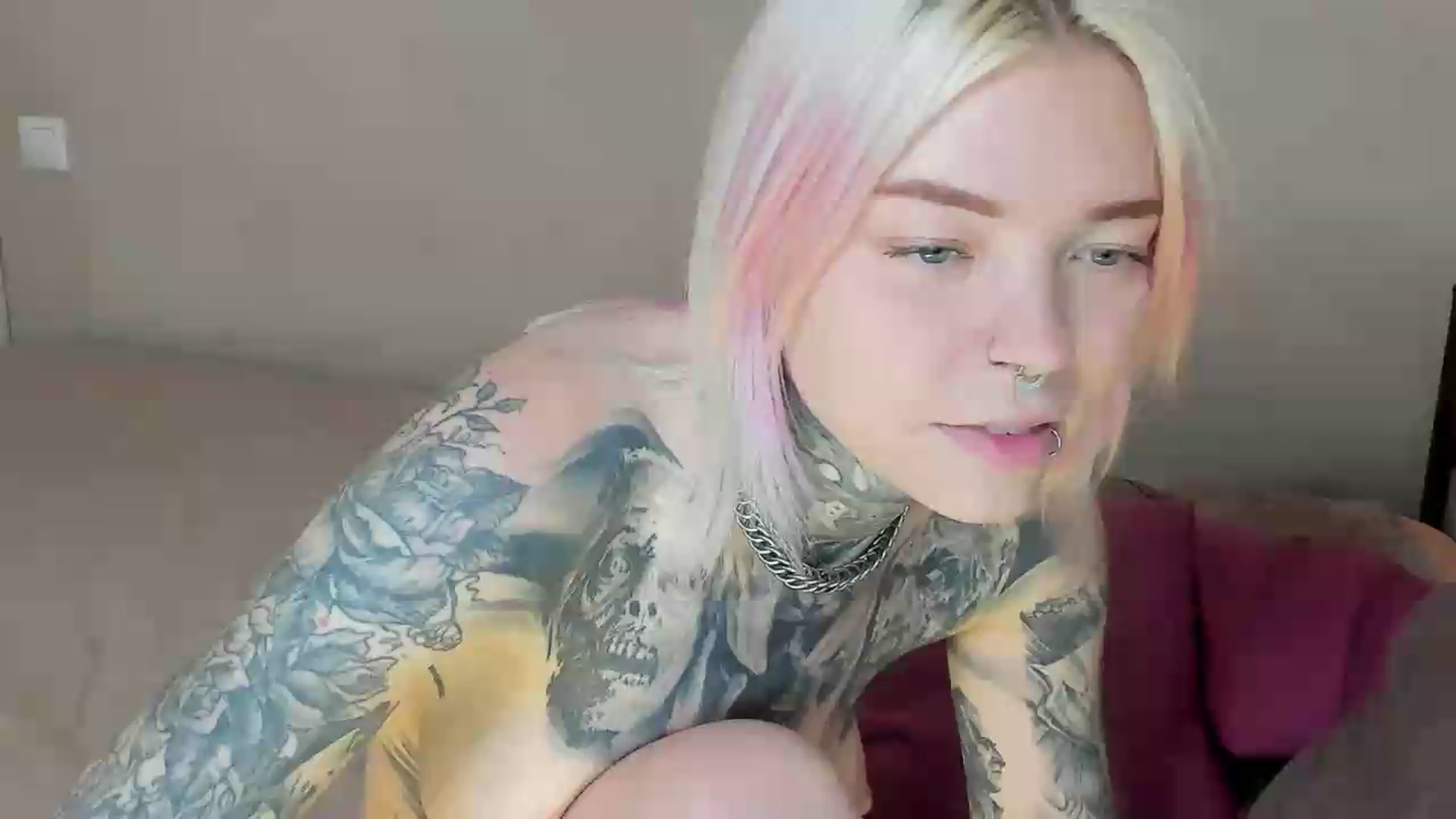 Gallery image thumbnail from LiluKayden's myfreecams stream on, 08/13/2026, 17:17 image 19 of 20
