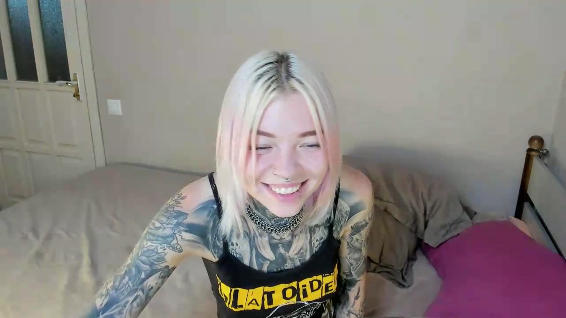 Gallery image thumbnail from LiluKayden's myfreecams stream on, 08/13/2026, 18:57 image 11 of 20