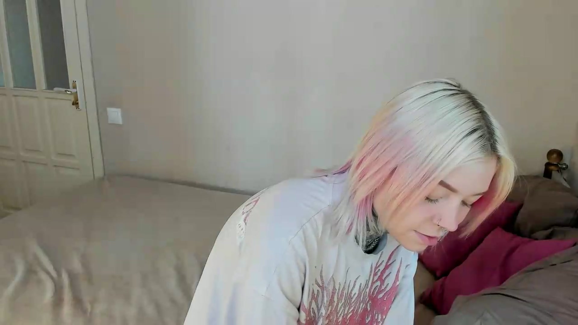 Gallery image thumbnail from LiluKayden's myfreecams stream on, 08/14/2026, 09:30 image 9 of 20