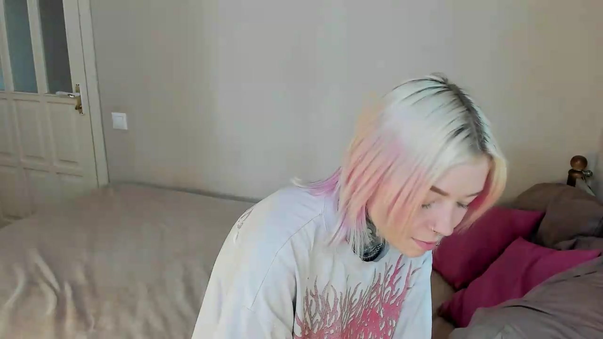 Gallery image thumbnail from LiluKayden's myfreecams stream on, 08/14/2026, 09:30 image 12 of 20