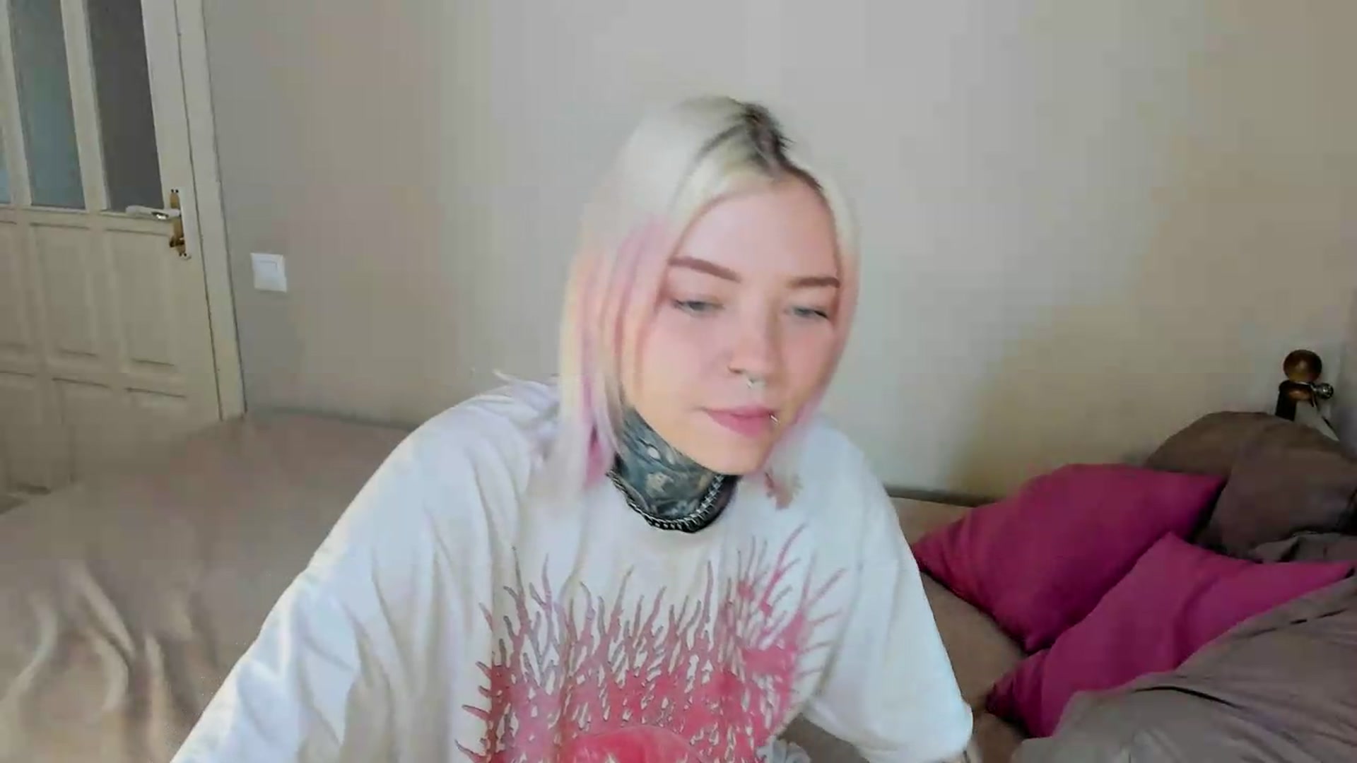 Gallery image thumbnail from LiluKayden's myfreecams stream on, 08/14/2026, 09:30 image 8 of 20