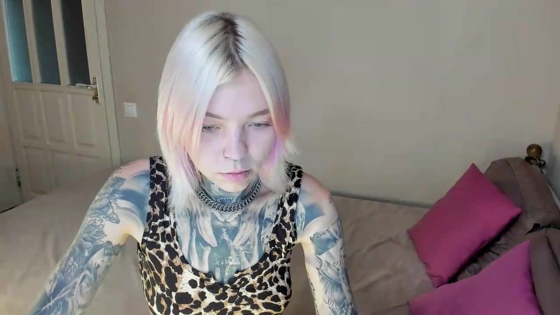 Gallery image thumbnail from LiluKayden's myfreecams stream on, 08/19/2026, 16:07 image 9 of 20