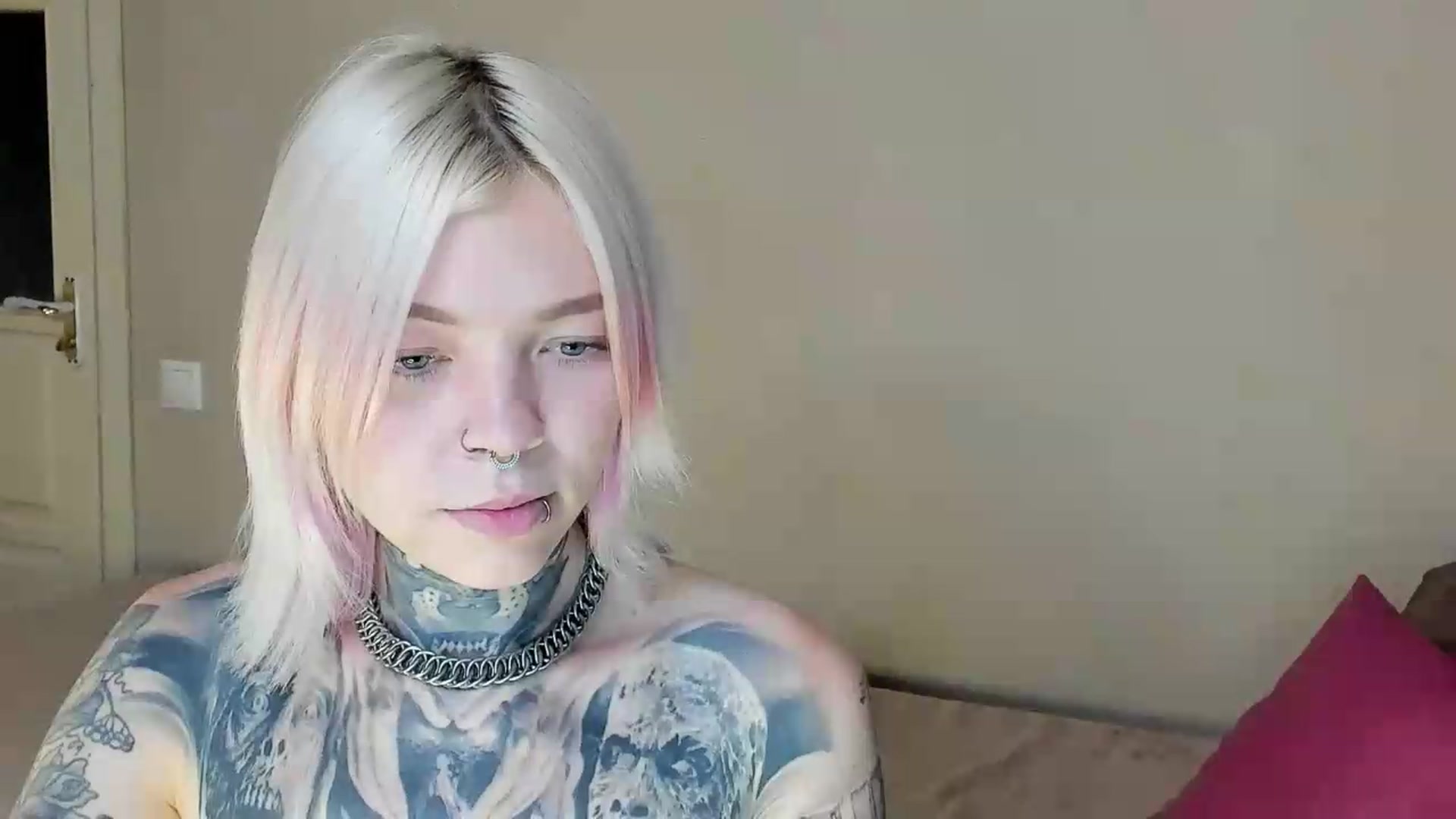 Gallery image thumbnail from LiluKayden's myfreecams stream on, 08/19/2026, 16:07 image 20 of 20